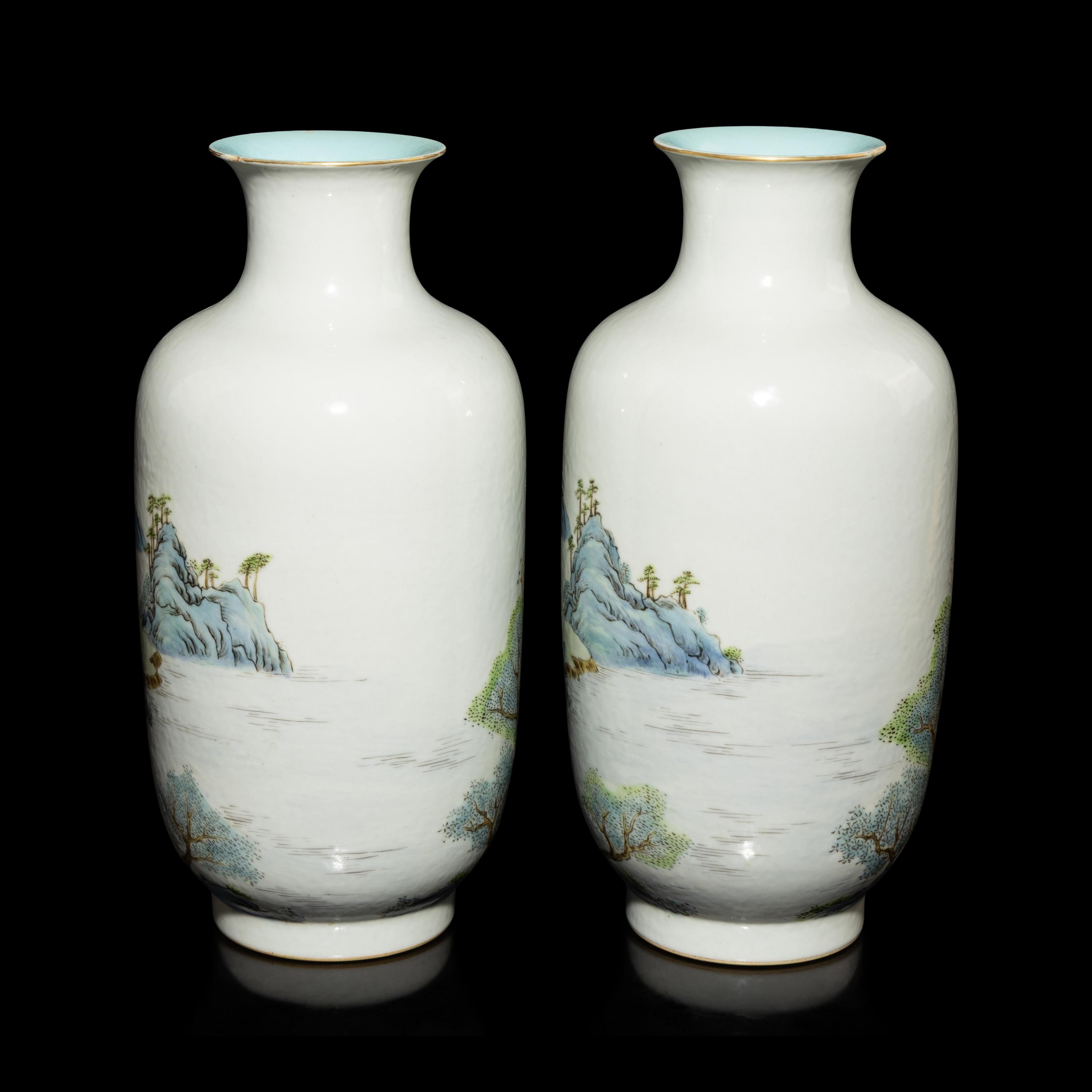 A Pair of Chinese Famille Rose Porcelain 'Landscape' Lantern Vases, Late Qing/Republican Period — 晚清/民國 粉彩山水圖燈籠瓶一對