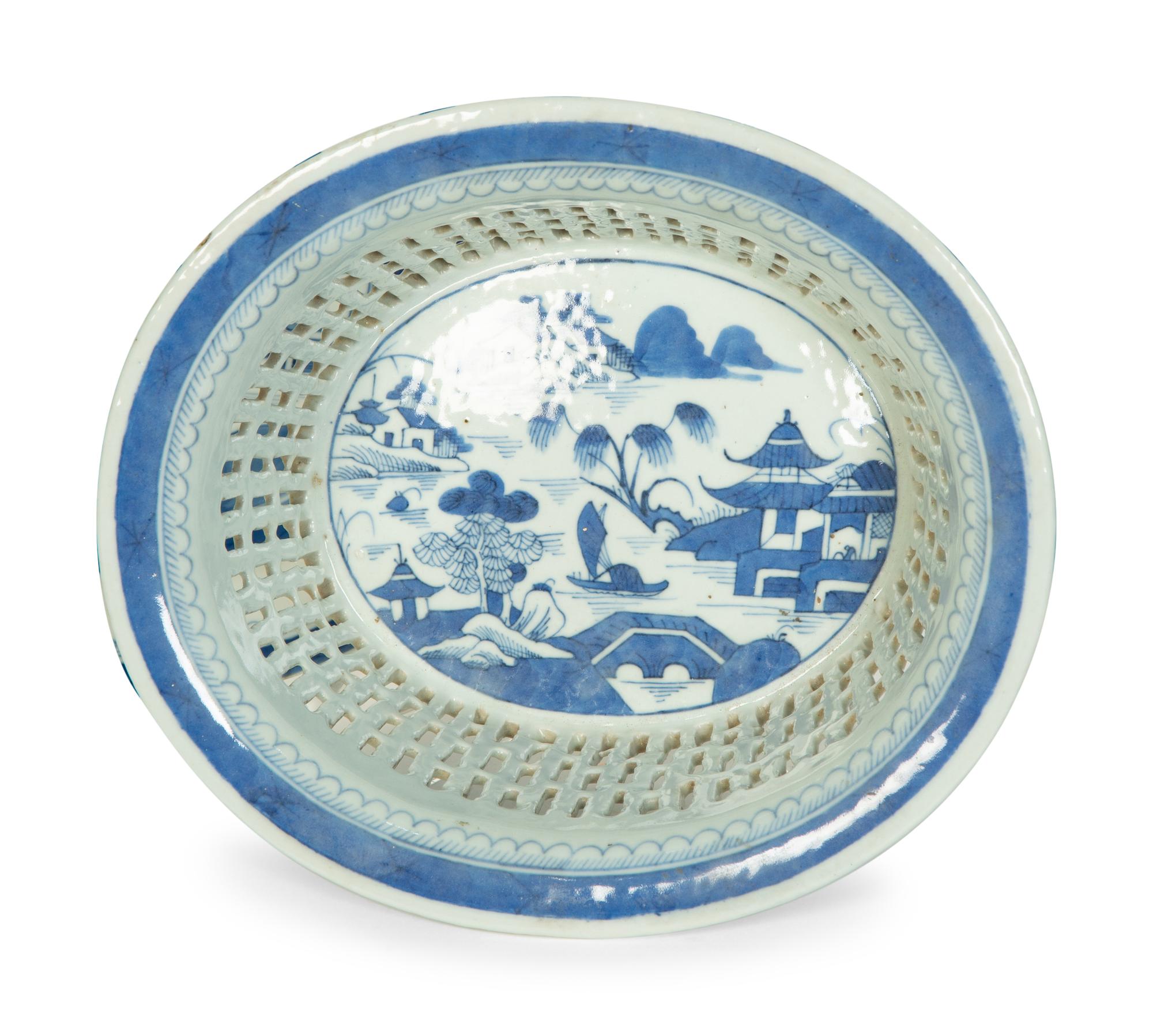 Five Canton Export Porcelain Articles