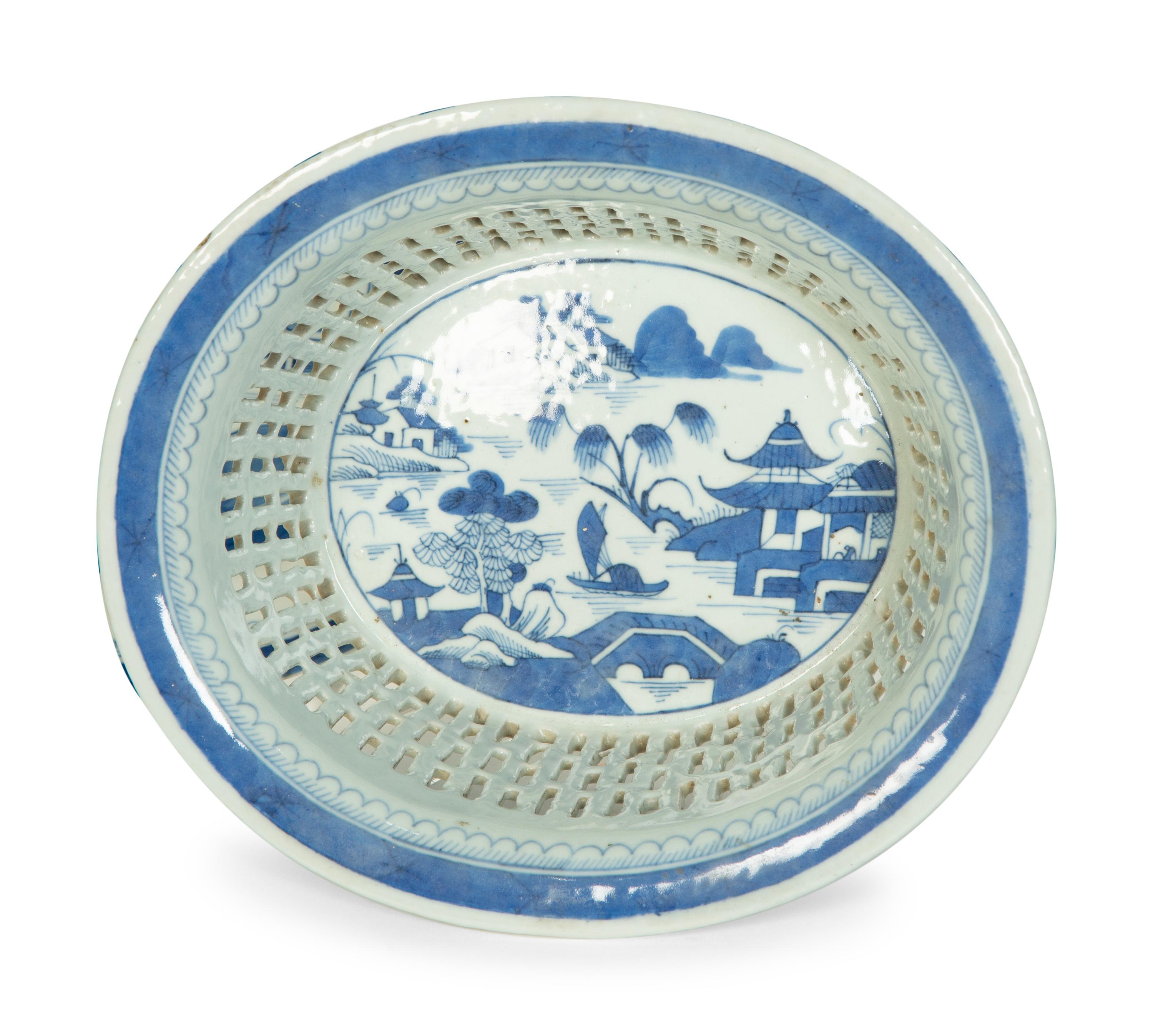 Five Canton Export Porcelain Articles