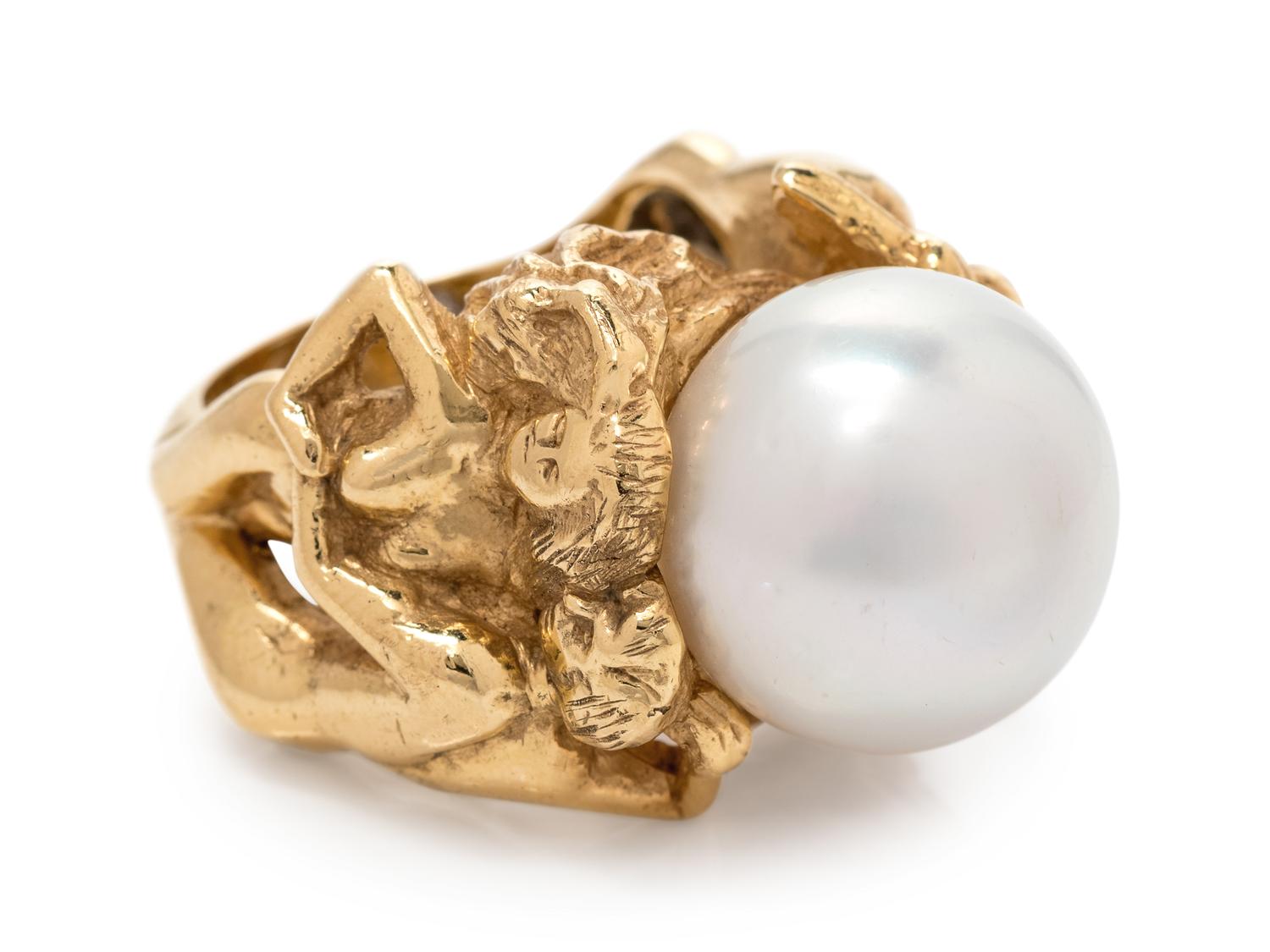 A Yellow Gold and Cultured South Sea Pearl Figural Ring,