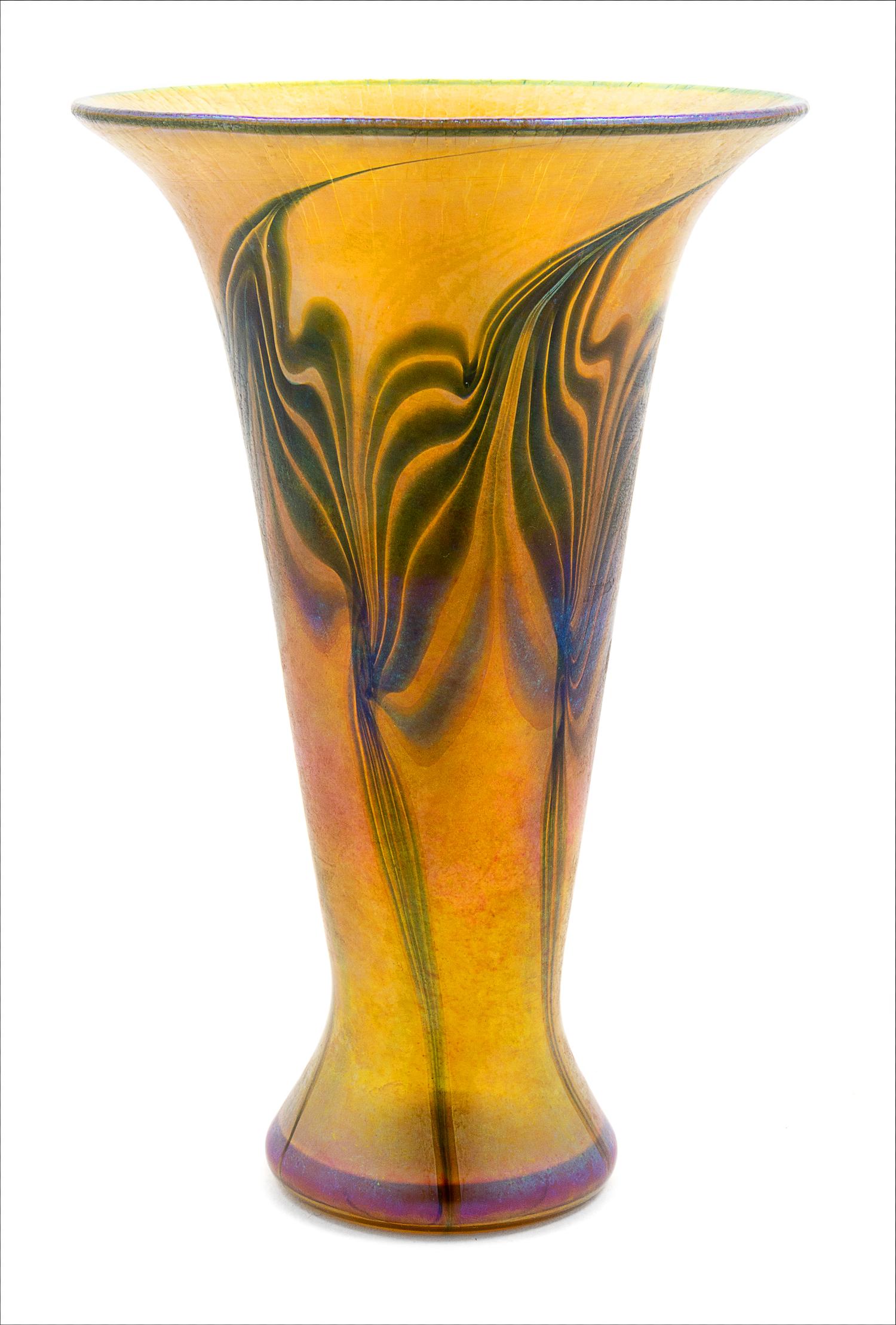 Lundberg Studios, American, 20th/21st Century, Vase, 2009