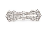ART DECO, DIAMOND BROOCH