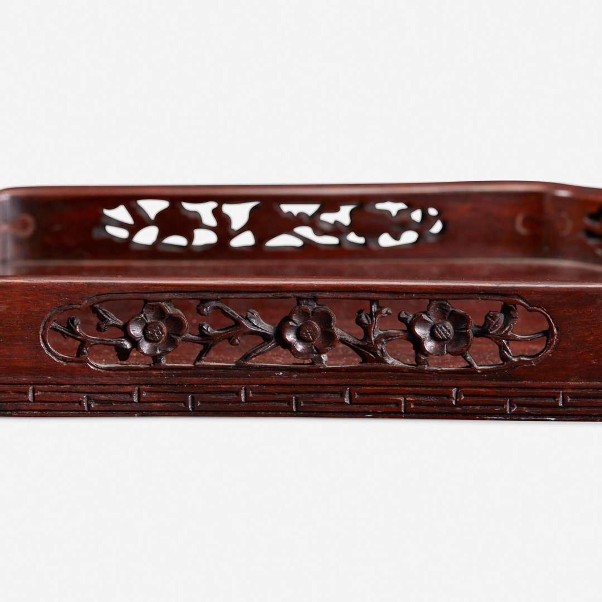 A Chinese carved hardwood floriform tray 硬木雕托盘 Qing Dynasty ?
