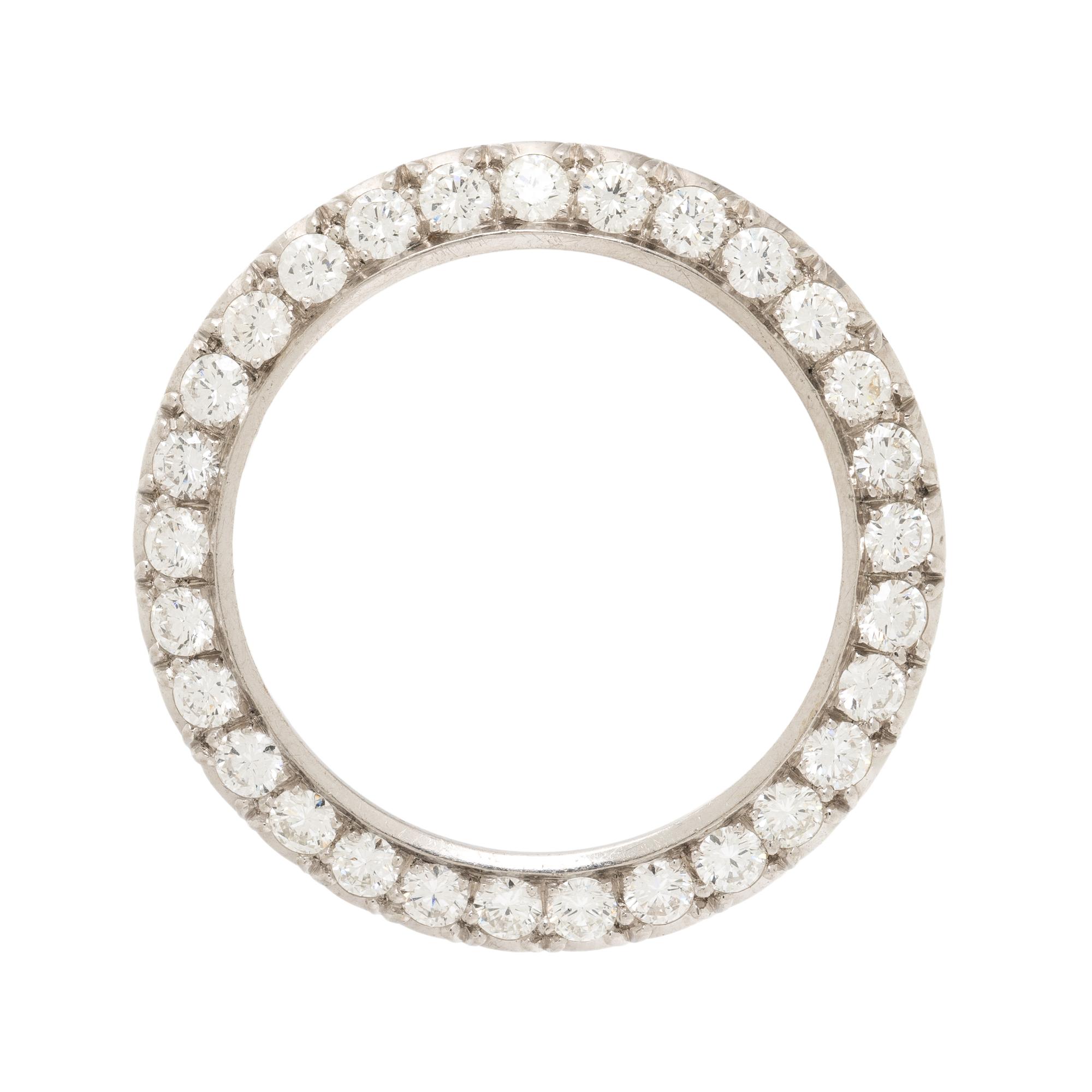 DIAMOND CIRCLE BROOCH