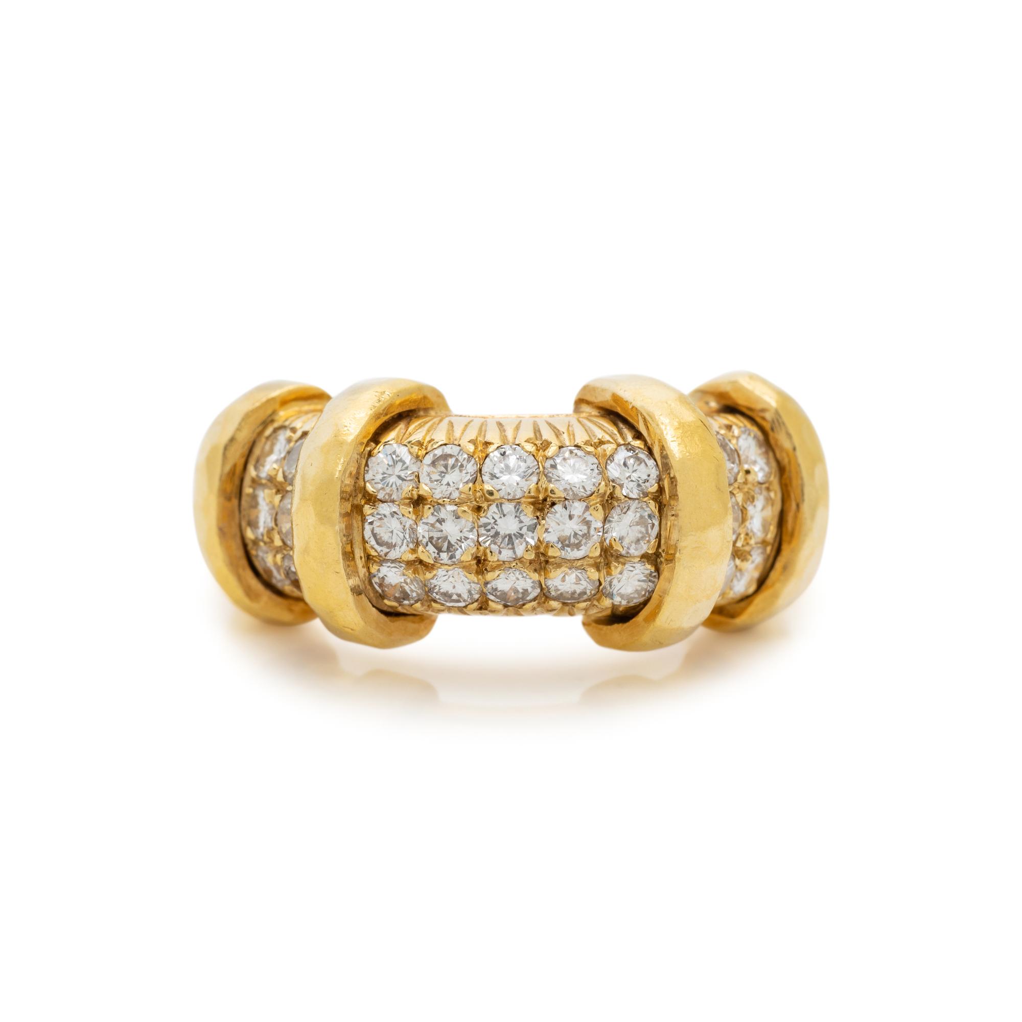 YELLOW GOLD AND DIAMOND RING