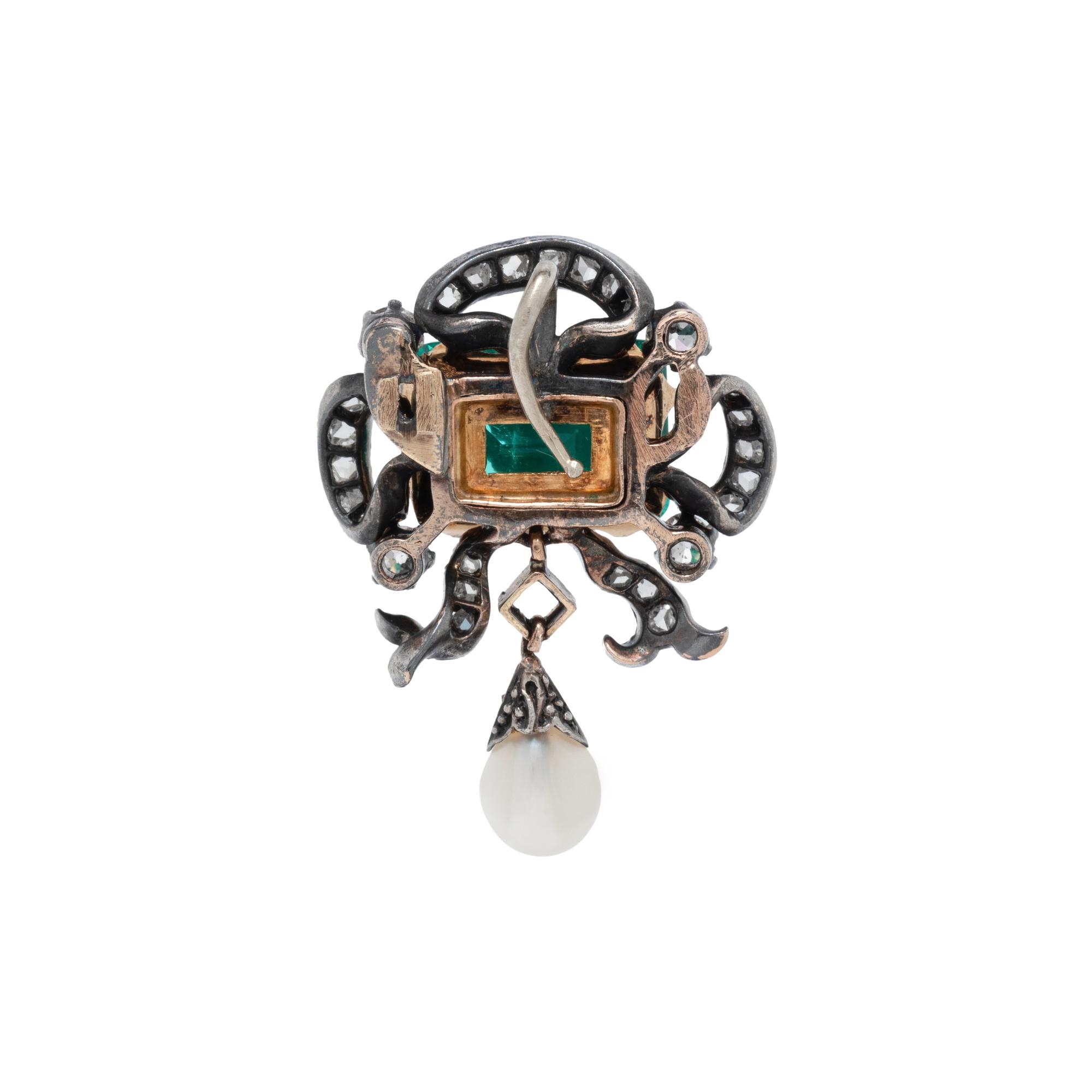ANTIQUE, COLOMBIAN EMERALD AND DIAMOND BROOCH