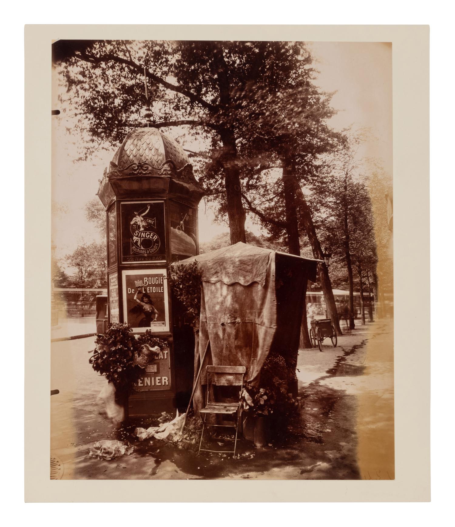 A group of four photographs ( Á la Coquille d'Or, rue de la Sourdière, 4e, 1908; Pavilion du Hanovre, boulevard des Capucines 33 , 1913; Fête du Trône , 1914; Fleurs [Boulevard Saint Michel] , 1926-1927)