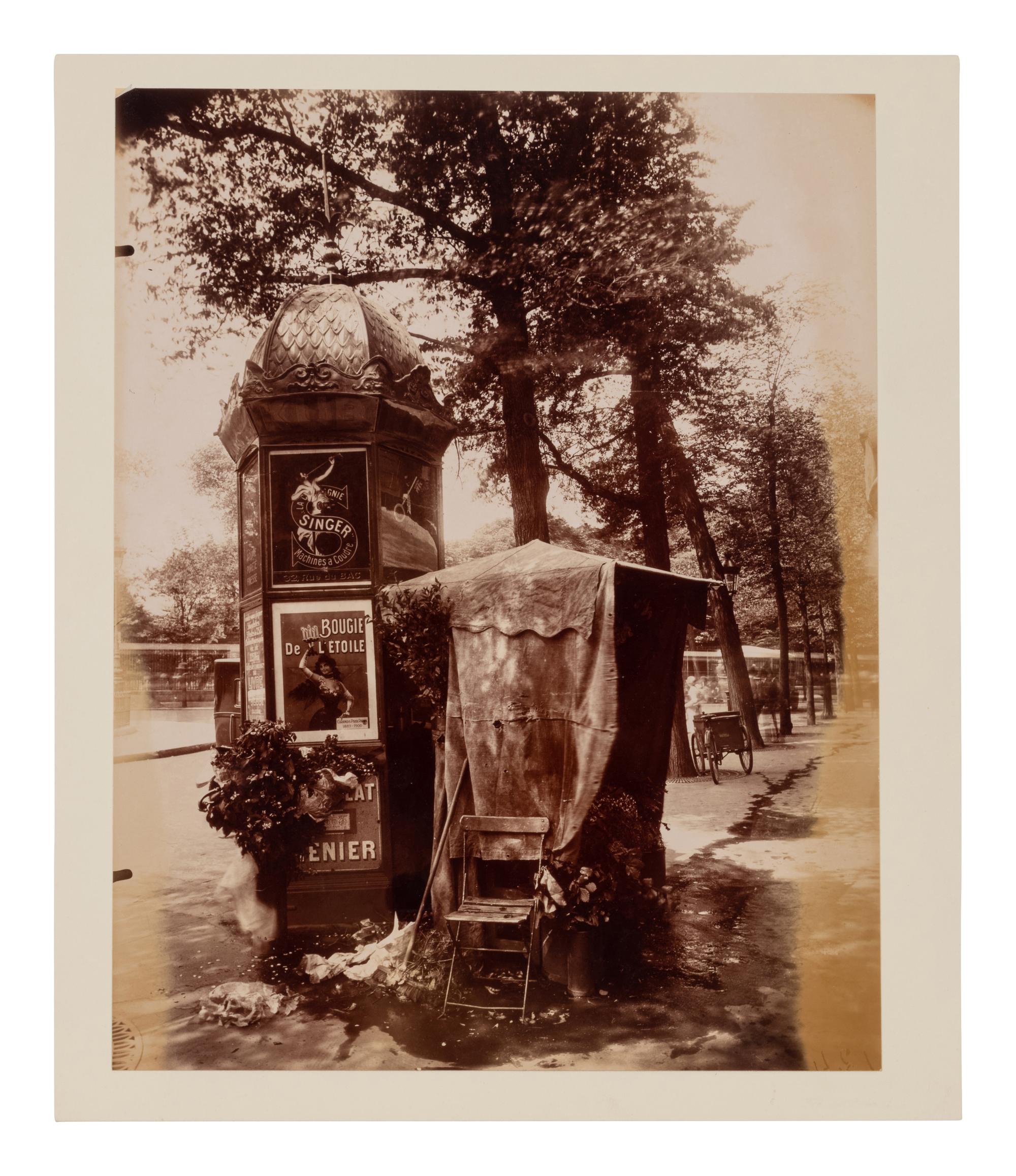 A group of four photographs ( Á la Coquille d'Or, rue de la Sourdière, 4e, 1908; Pavilion du Hanovre, boulevard des Capucines 33 , 1913; Fête du Trône , 1914; Fleurs [Boulevard Saint Michel] , 1926-1927)