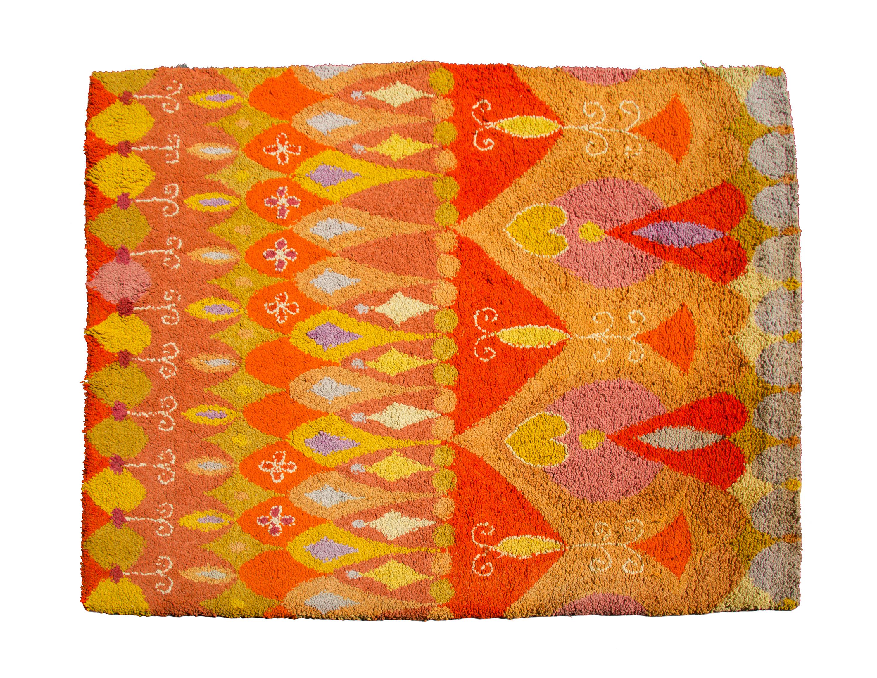 A Cynthia Sargent Hand Woven Rug 9' 9" x 8' — MID 20TH CENTURY