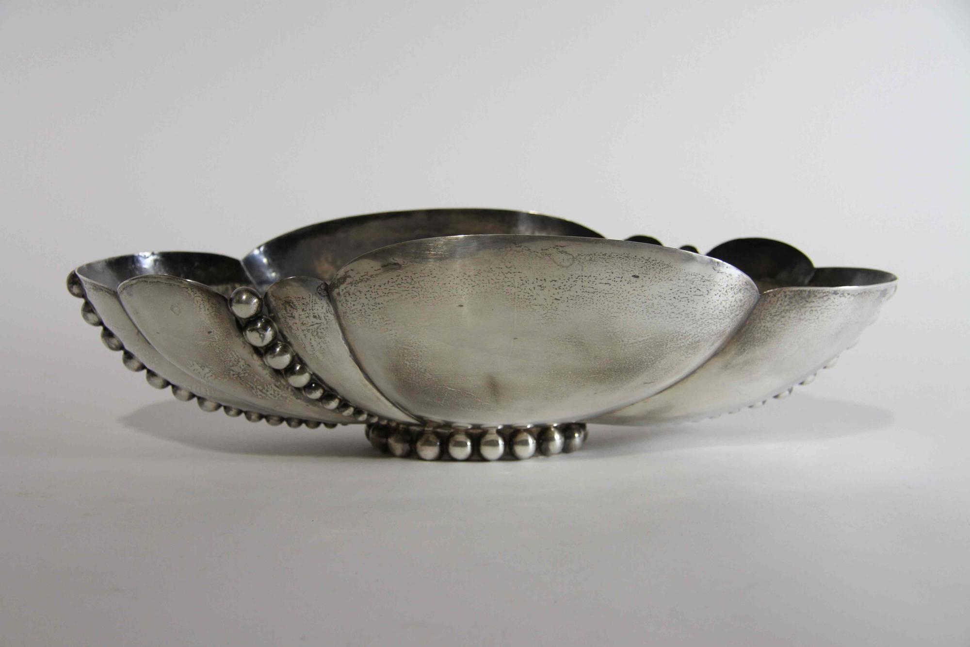A Mexican Silver Centerpiece Bowl, Royal Haeger by Royal Hickman for Los Castillo, Taxco, First Half 20th Century, of lobed oval form,