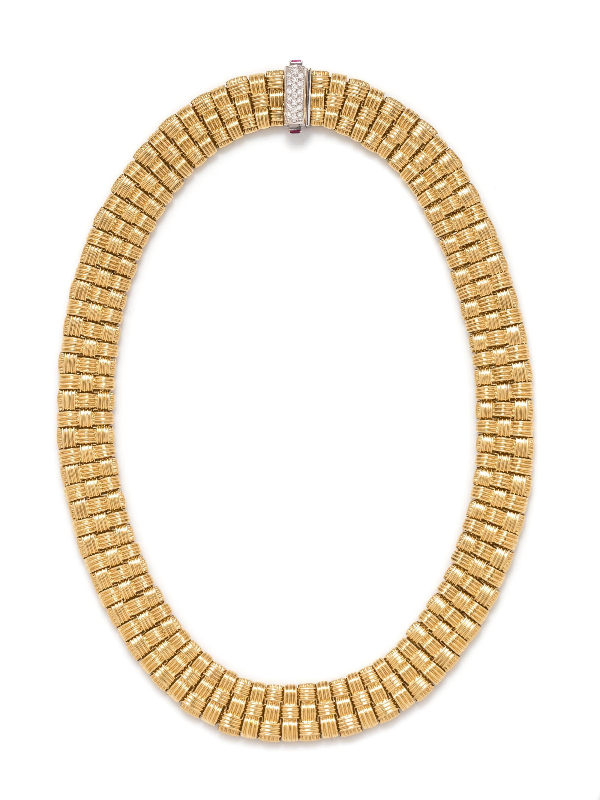 ROBERTO COIN, YELLOW GOLD AND DIAMOND 'APPASSIONATA' NECKLACE