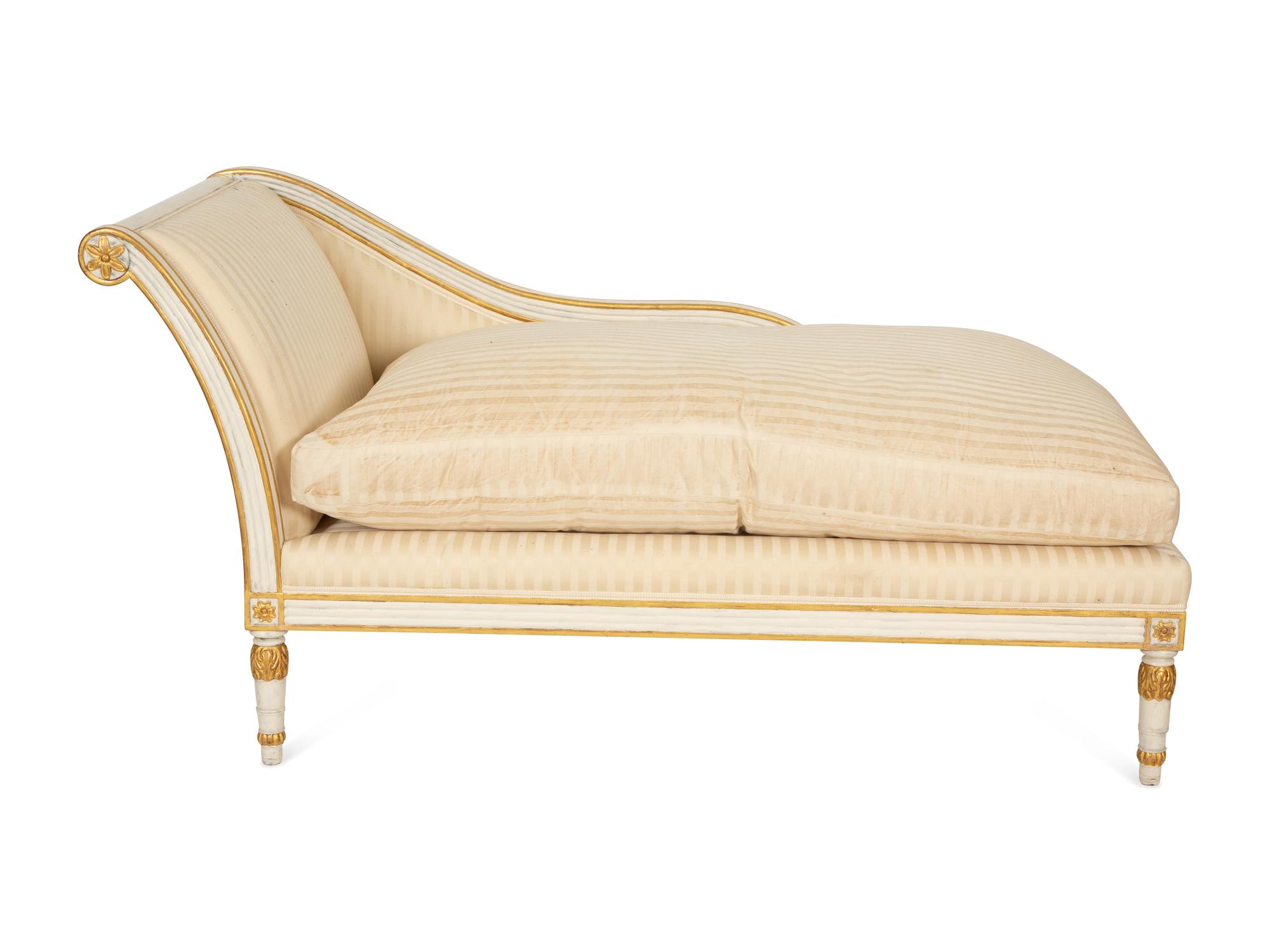 An Italian Painted and Parcel Gilt Chaise Lounge
