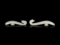 Two Chinese Jade Belt Hooks， Daigous