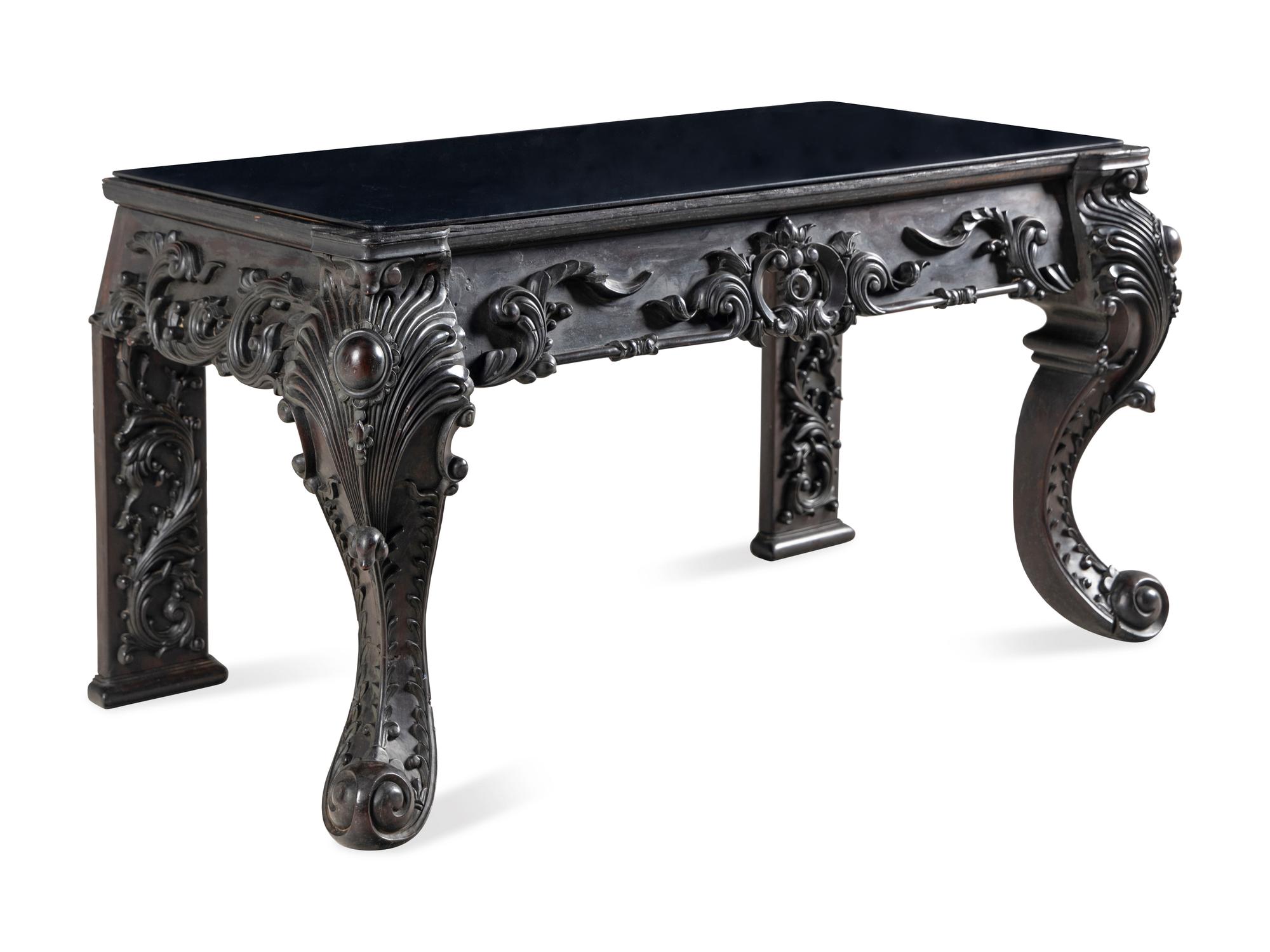 An Impressive Chinese Export Carved Hardwood Console Table, 19th Century 清晚期 外銷紅木桌