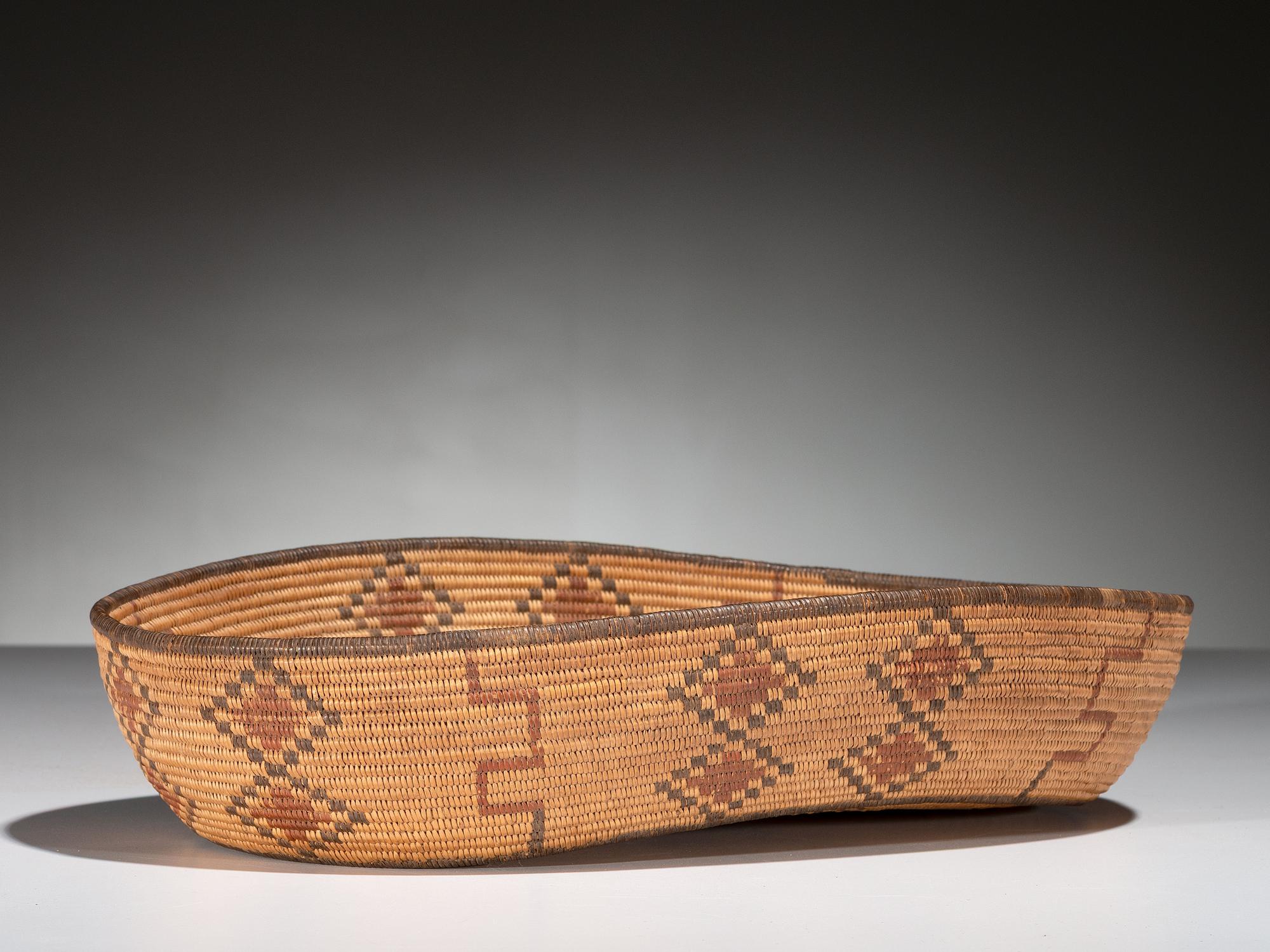 Washo / Maidu Polychrome Basket