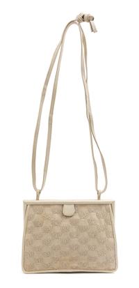 A Bottega Veneta Beige Handbag, 8" x 6" x 1.5".