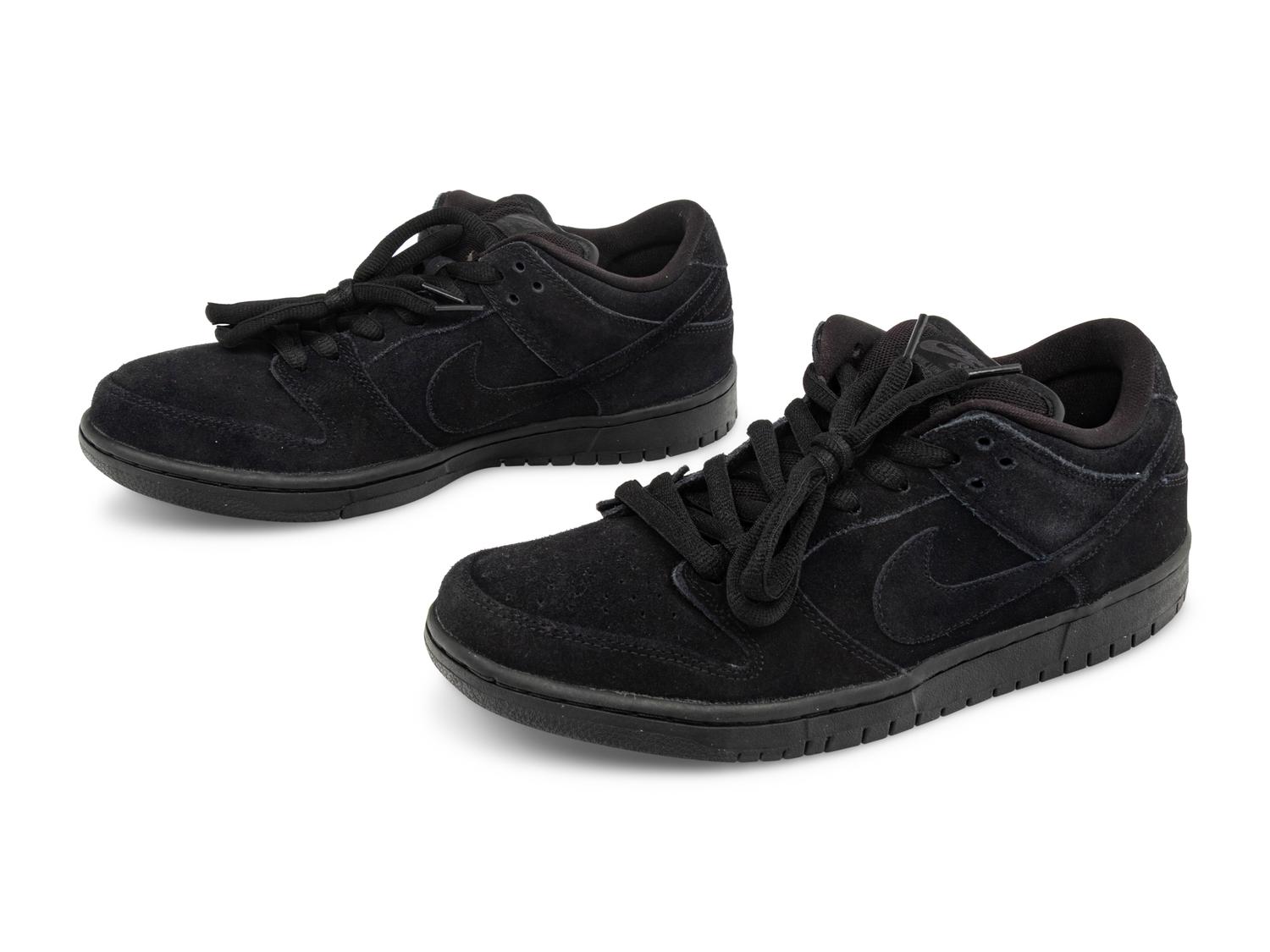 Dunk Low Pro SB Blackout