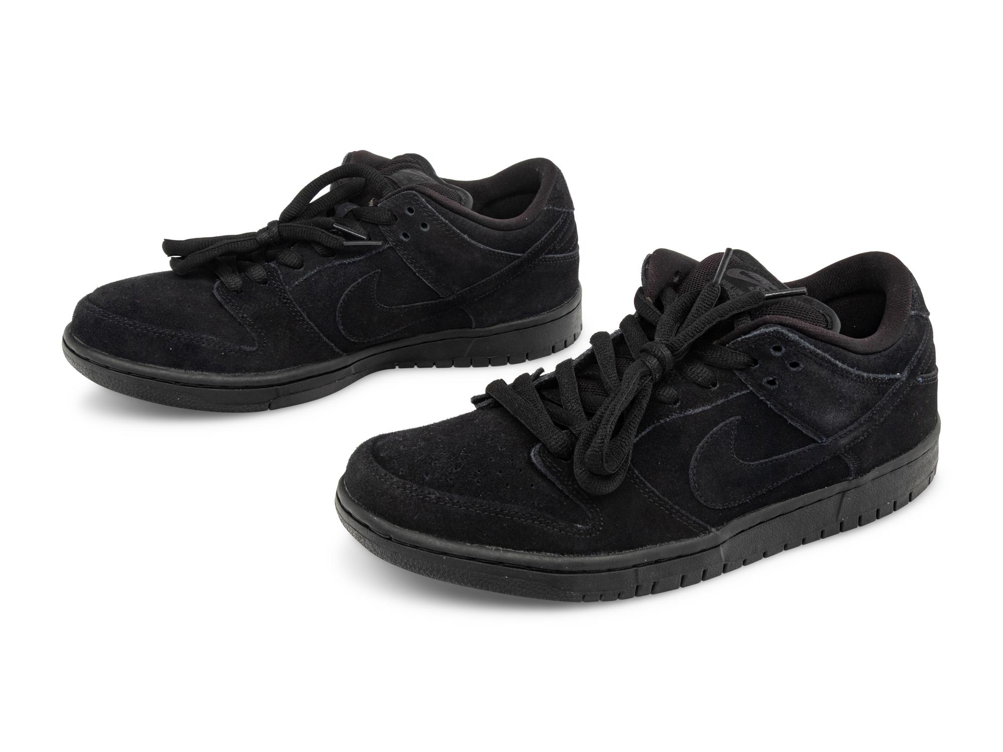 Dunk Low Pro SB Blackout
