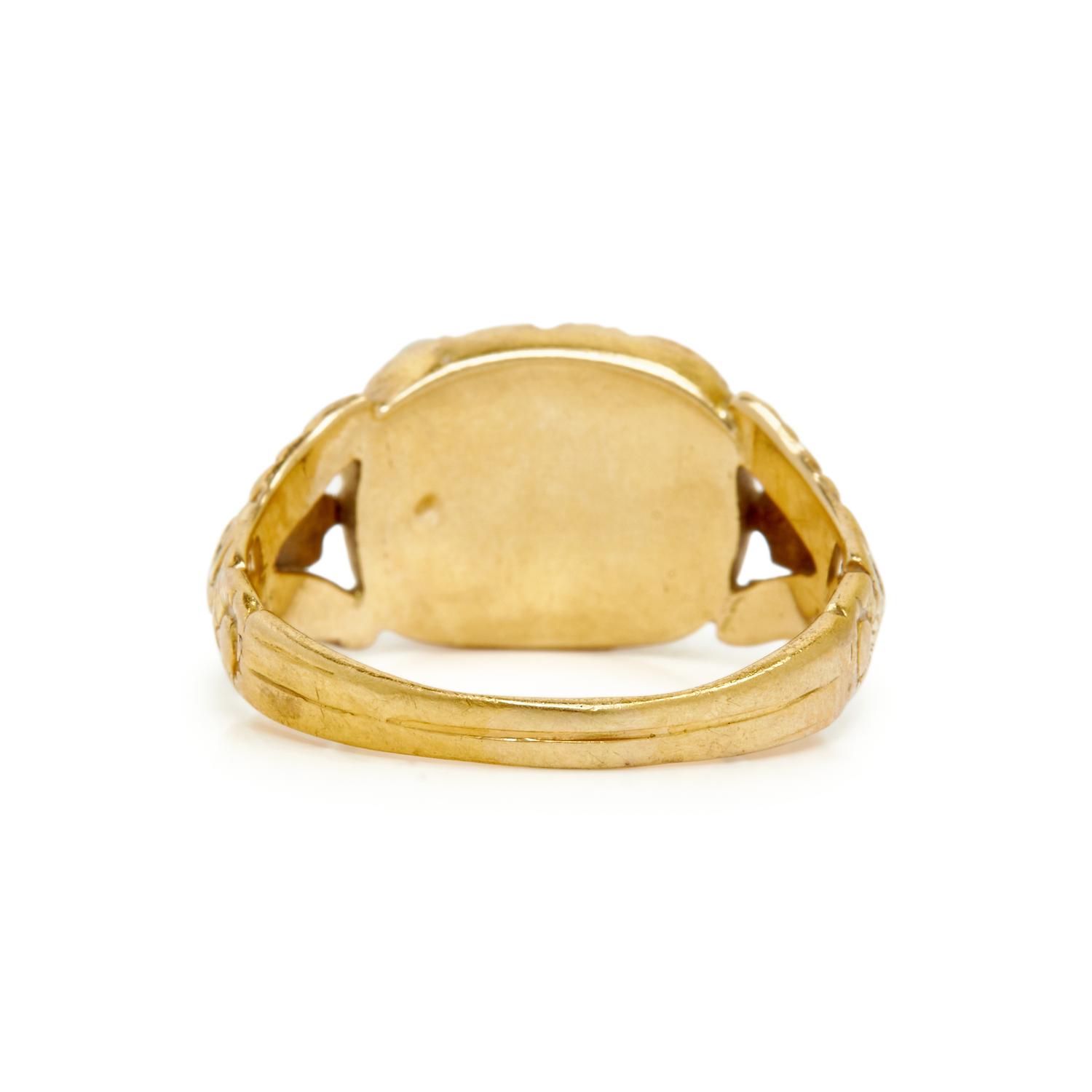 VICTORIAN, YELLOW GOLD, GARNET, AND SEED PEARL RING
