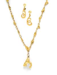 A Collection of Yellow Gold and Diamond Nugget Motif Jewelry, 12.60 dwts.