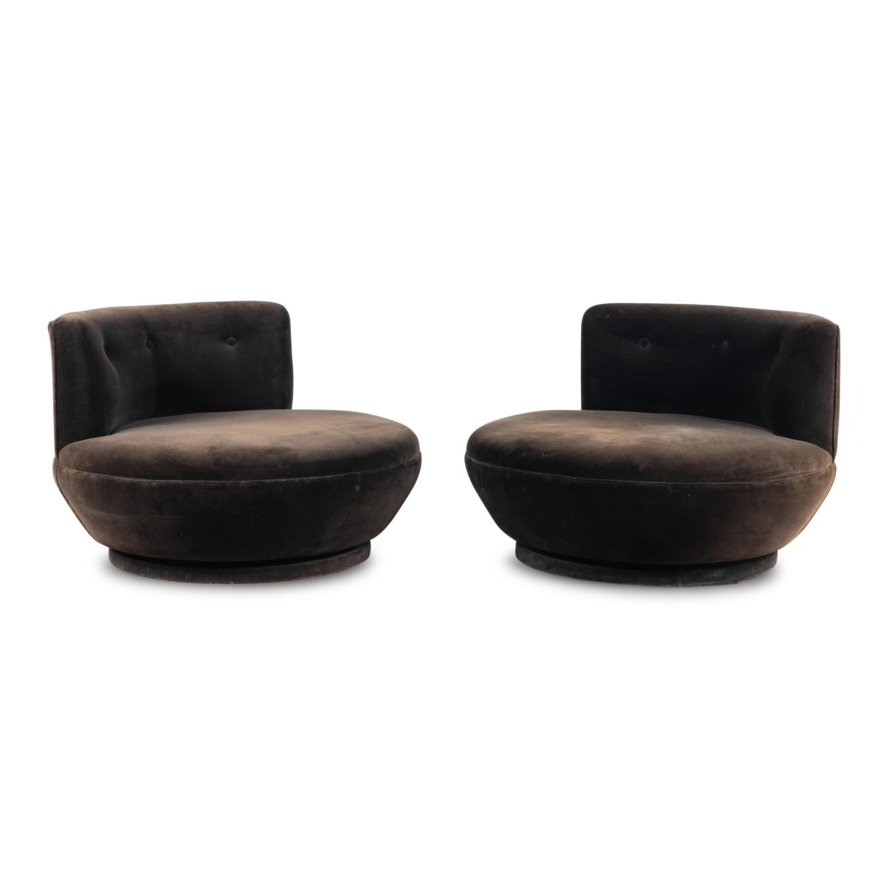 Style of Milo Baughman Mid 20th Century — A Pair of Saucer Chairs