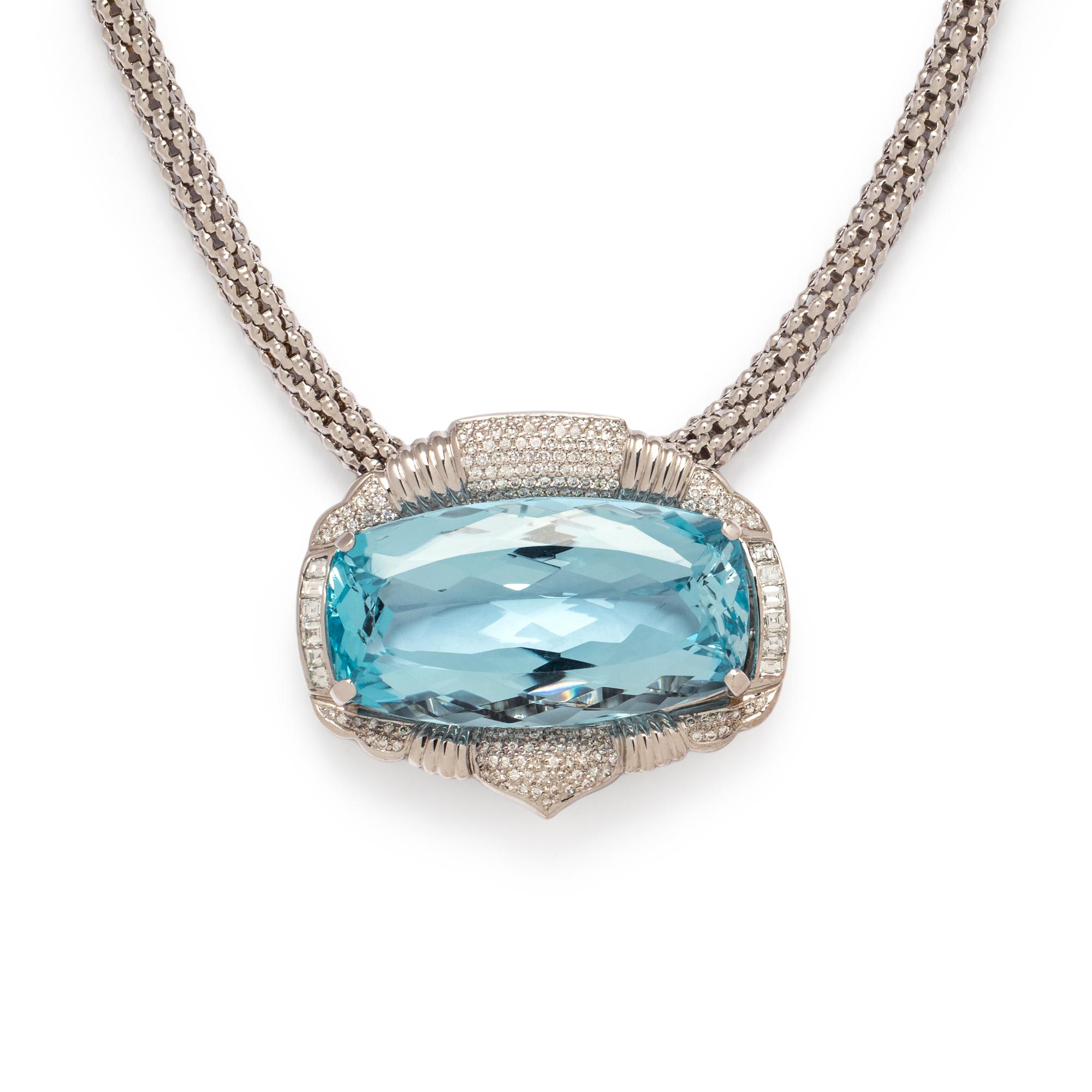 BLUE TOPAZ AND DIAMOND PENDANT/NECKLACE