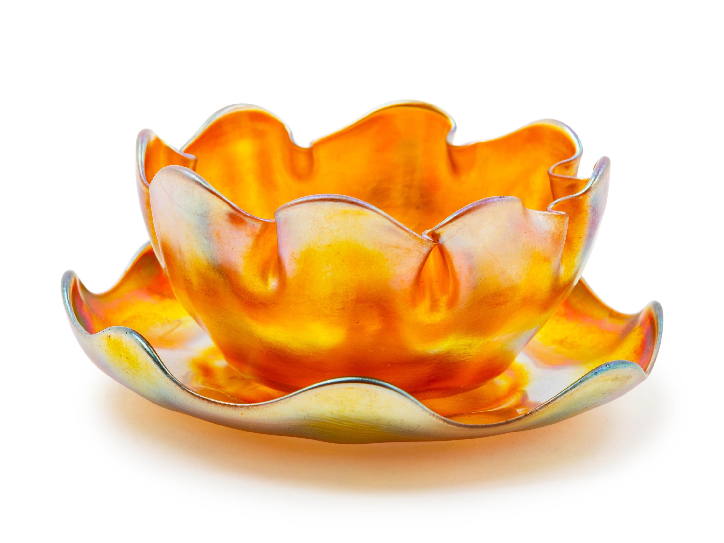 Scalloped Bowl and Under Plate