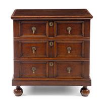A Charles II Oak Chest of Drawers Height 35 x width 33 5/8 x depth 19 3/4 inches. — 17TH/18TH CENTURY