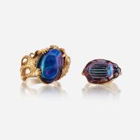 A collection of fourteen karat gold and glass jewelry