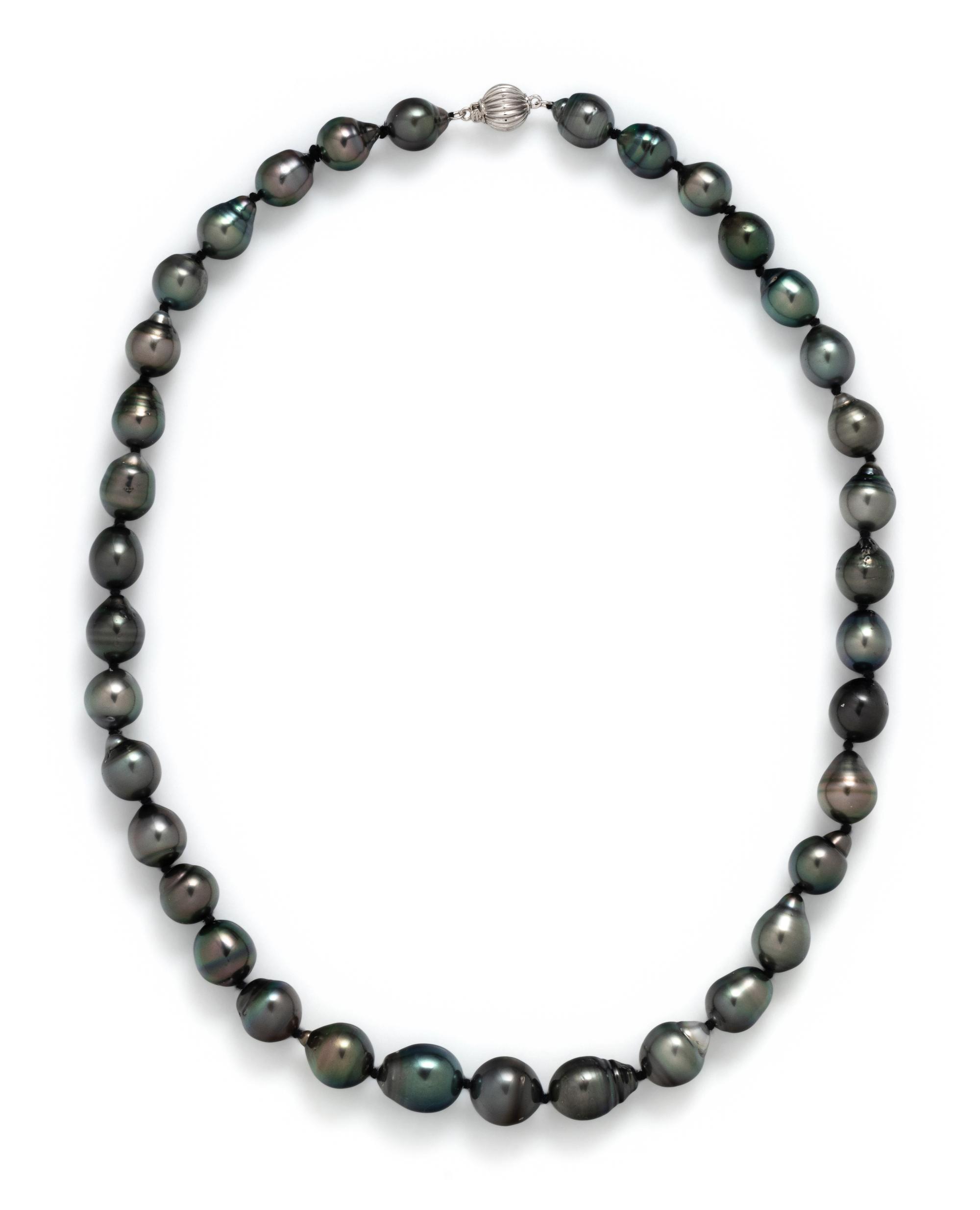 CULTURED TAHITIAN PEARL NECKLACE