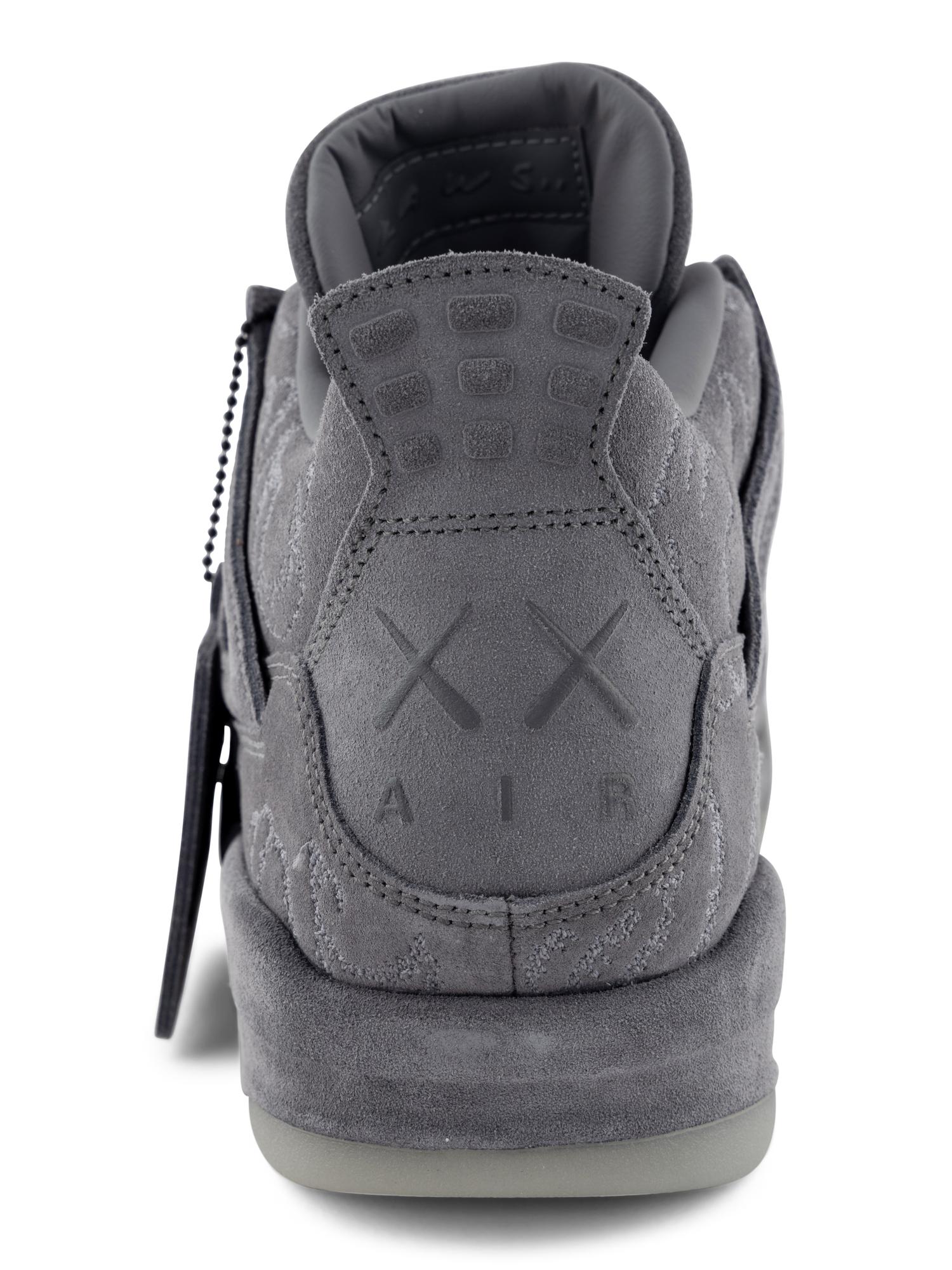 KAWS x Air Jordan 4 Retro