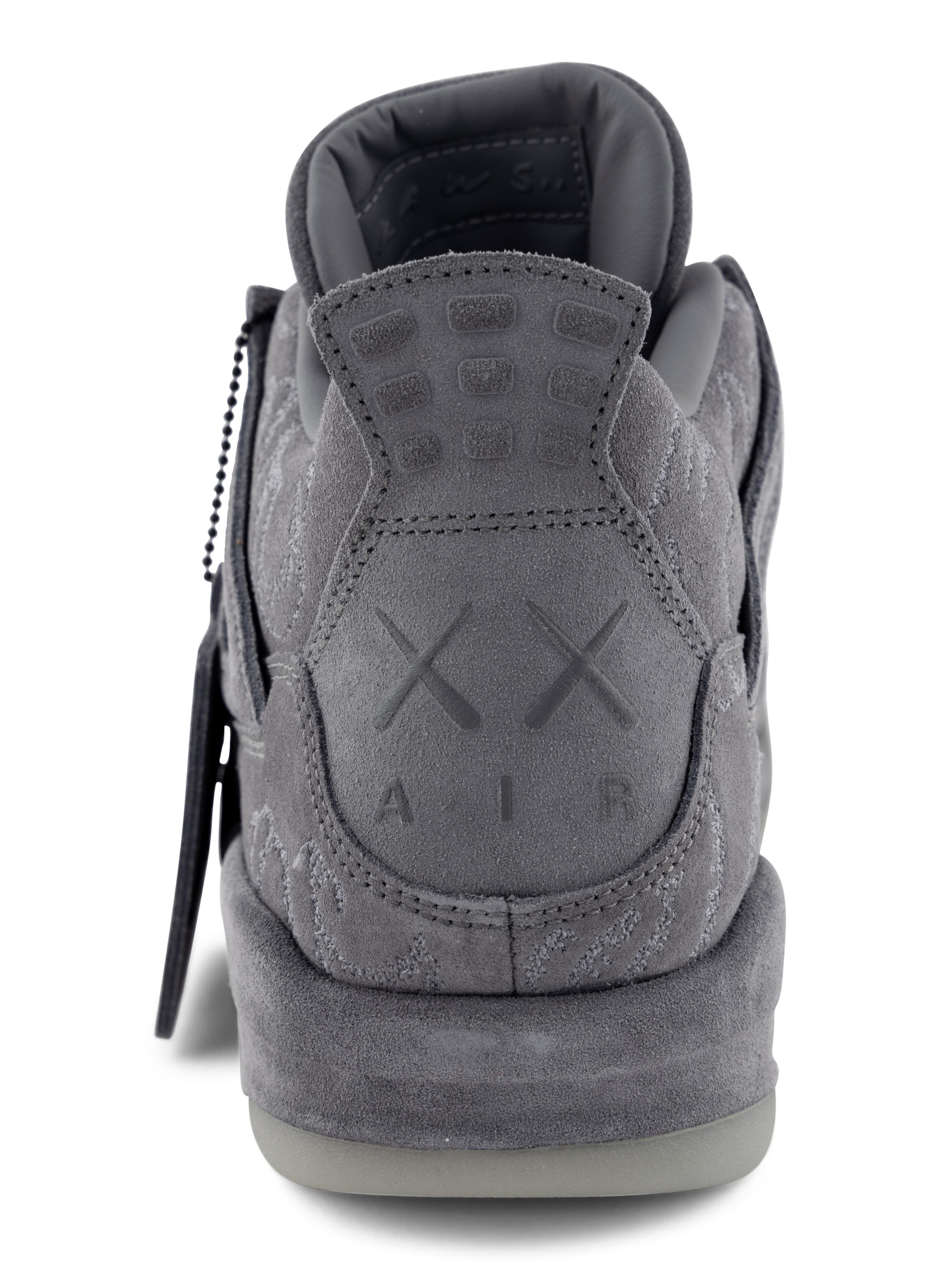 KAWS x Air Jordan 4 Retro