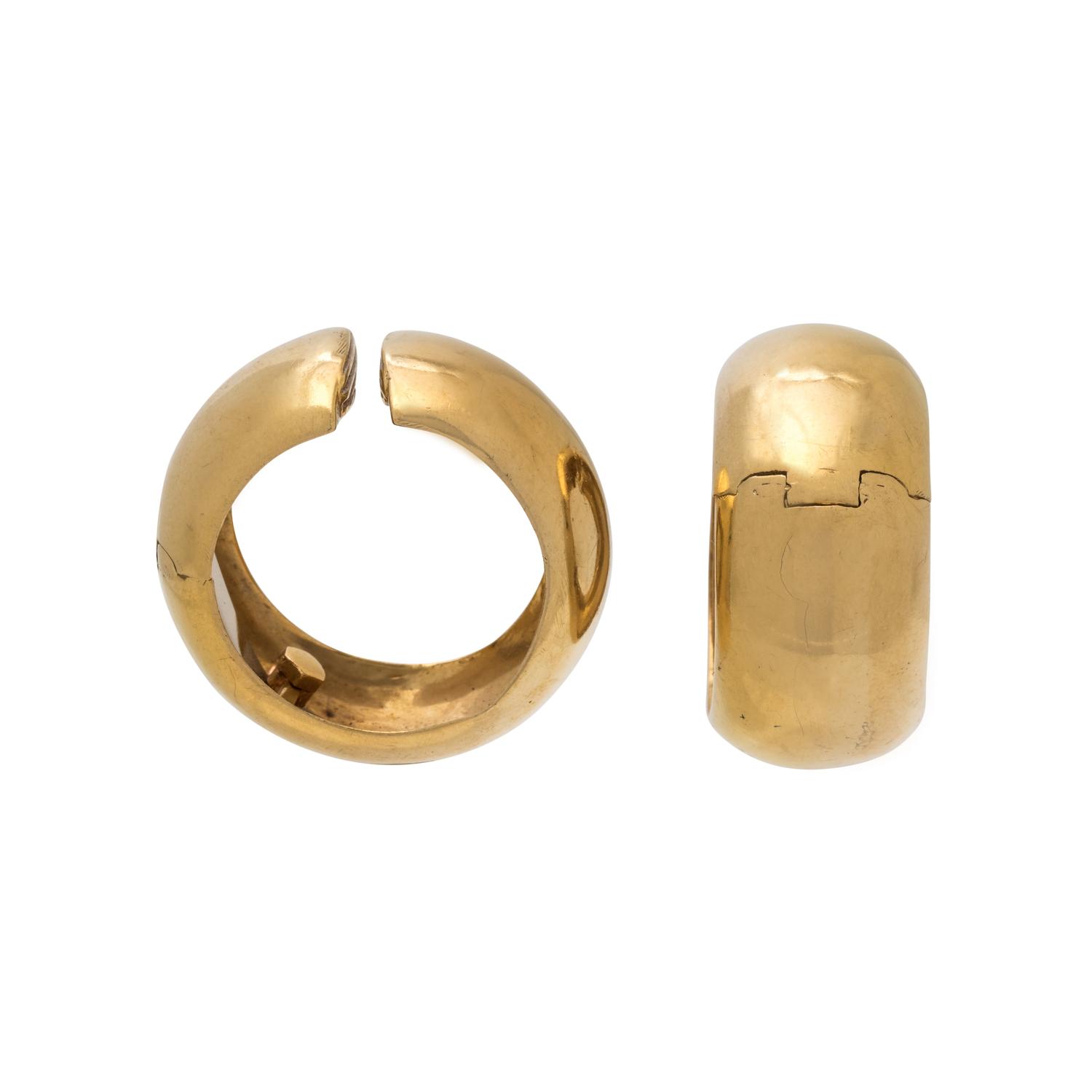 YELLOW GOLD HOOP EARCLIPS