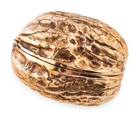 A Fabergé Gold Walnut-Form Snuff Box