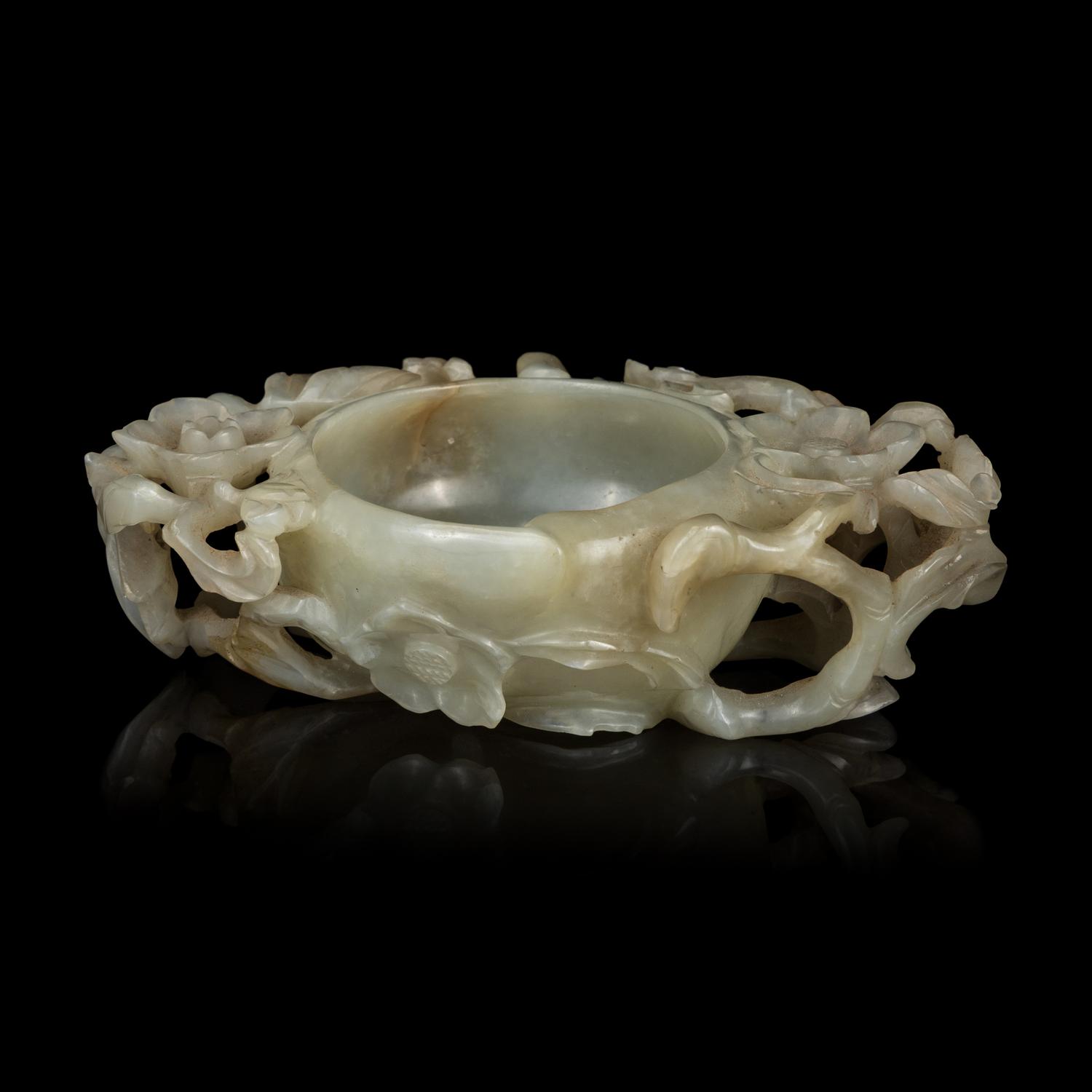 A Chinese Celadon Jade Peach Coupe, Qing Dynasty 清 青玉梅花杯