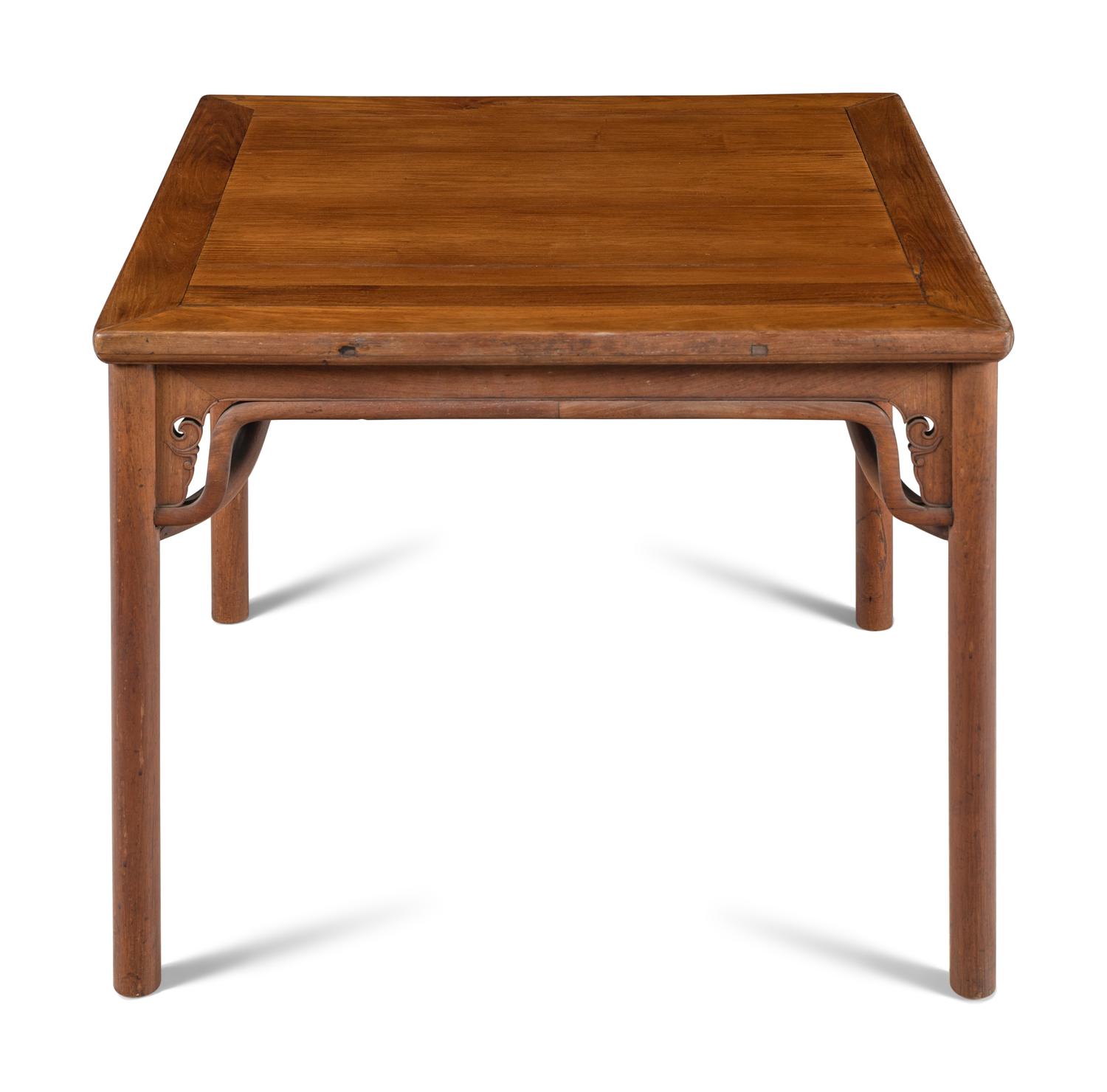 A Chinese Huanghuali Square Center Table, Baxianzhuo, 18th-19th Century 清中期 黃花梨霸王棖八仙桌