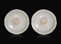A pair of small Chinese Qingbai floriform dishes, Song dynasty 影青葵口小盤一對 宋