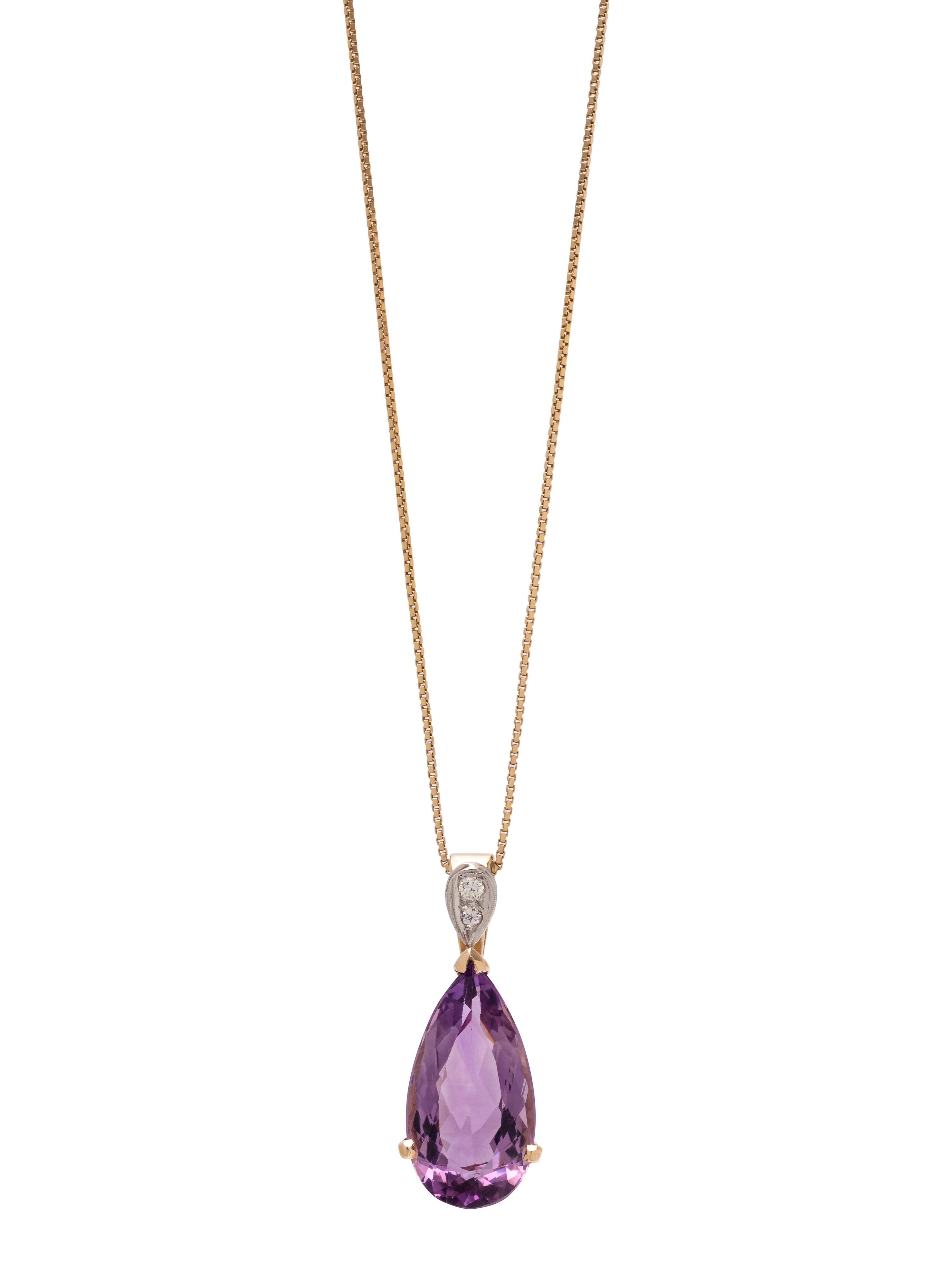 AMETHYST AND DIAMOND PENDANT/NECKLACE