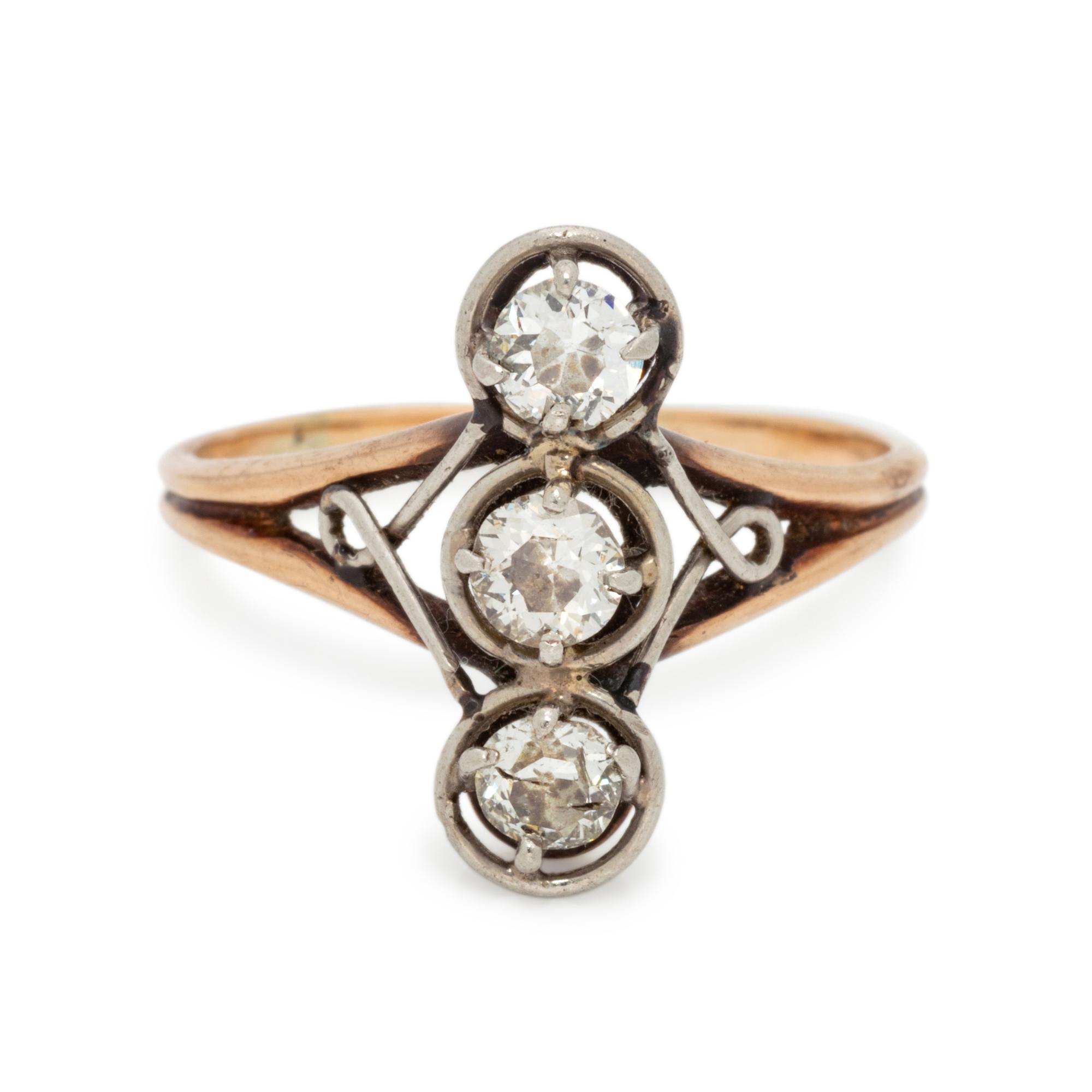 ANTIQUE, DIAMOND RING