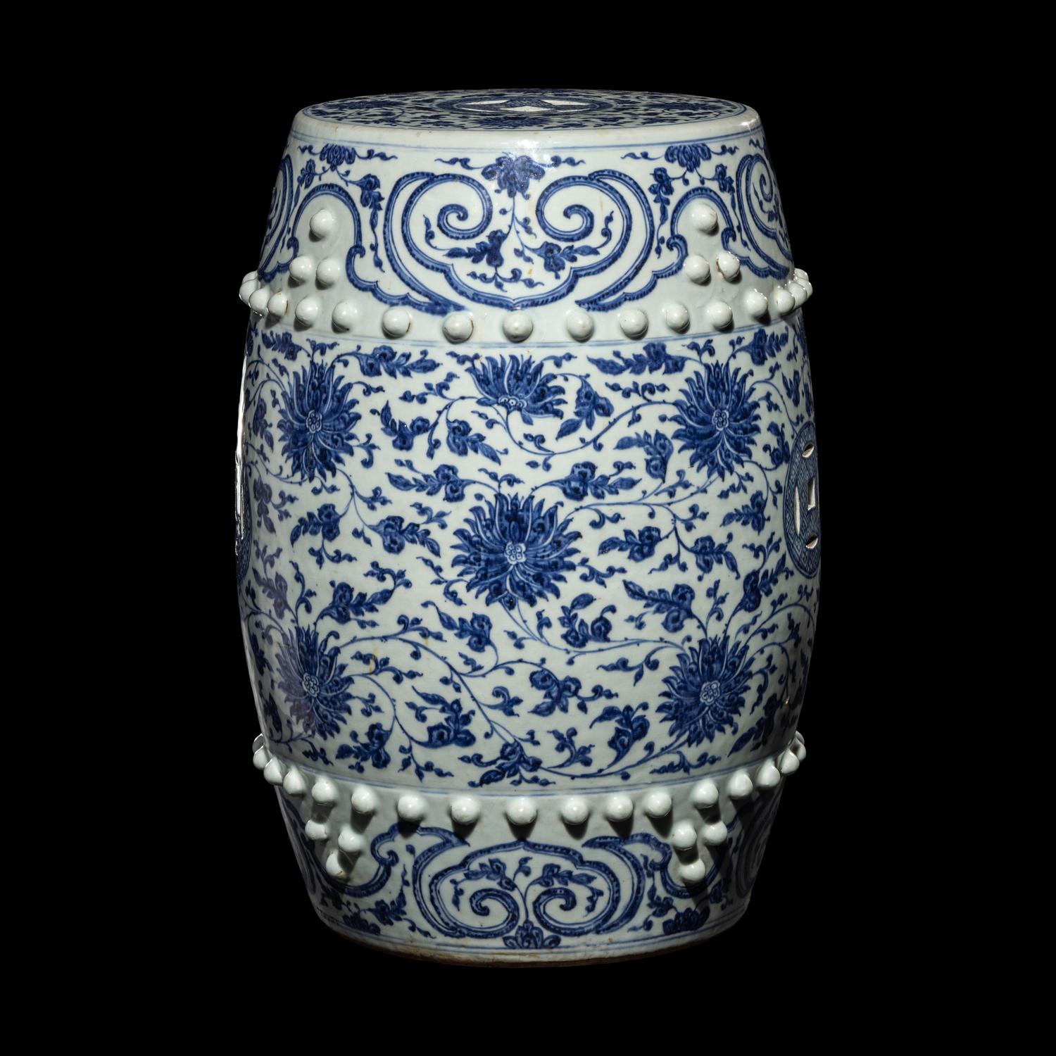 A Chinese Blue and White Porcelain Garden Stool 青花纏枝蓮紋瓷墩