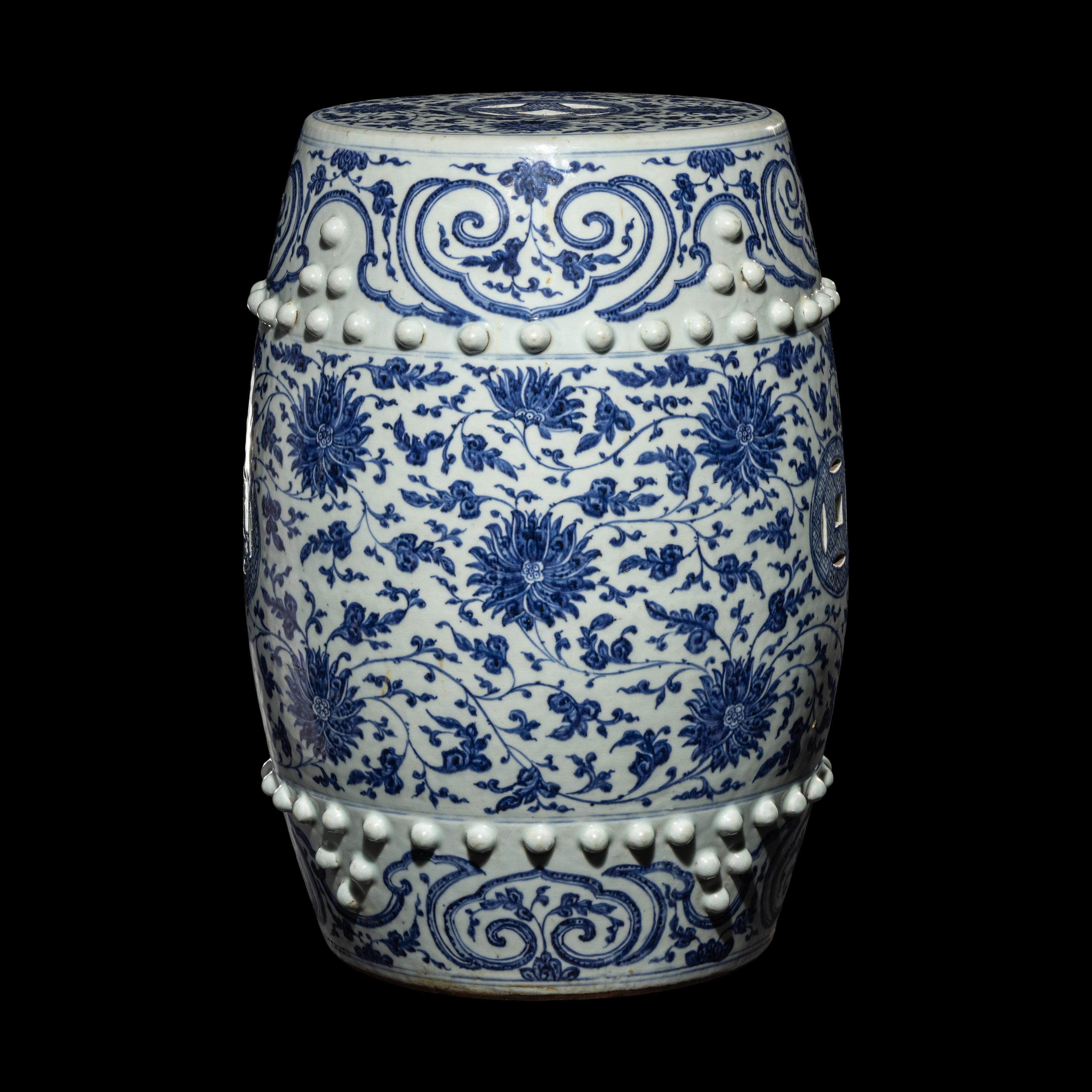 A Chinese Blue and White Porcelain Garden Stool 青花纏枝蓮紋瓷墩