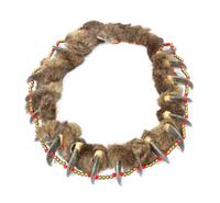 A Great Lakes Bear Claw Reproduction Necklace Diameter 18 inches.