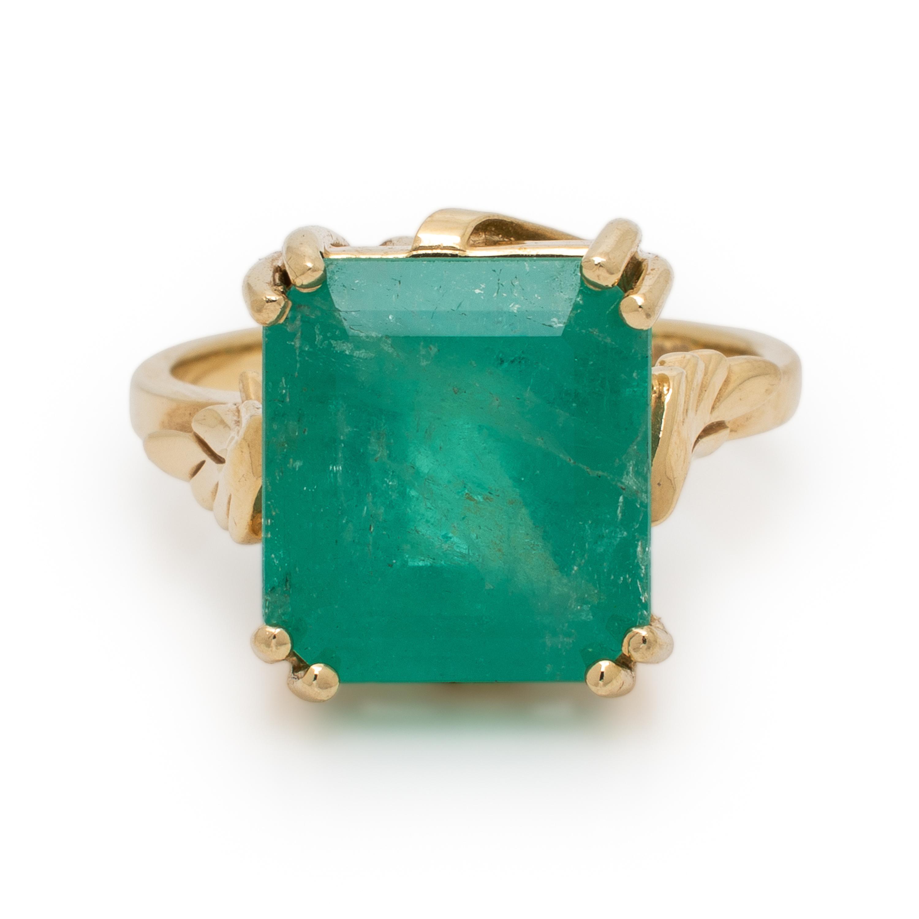 Emerald and Yellow Gold Ring