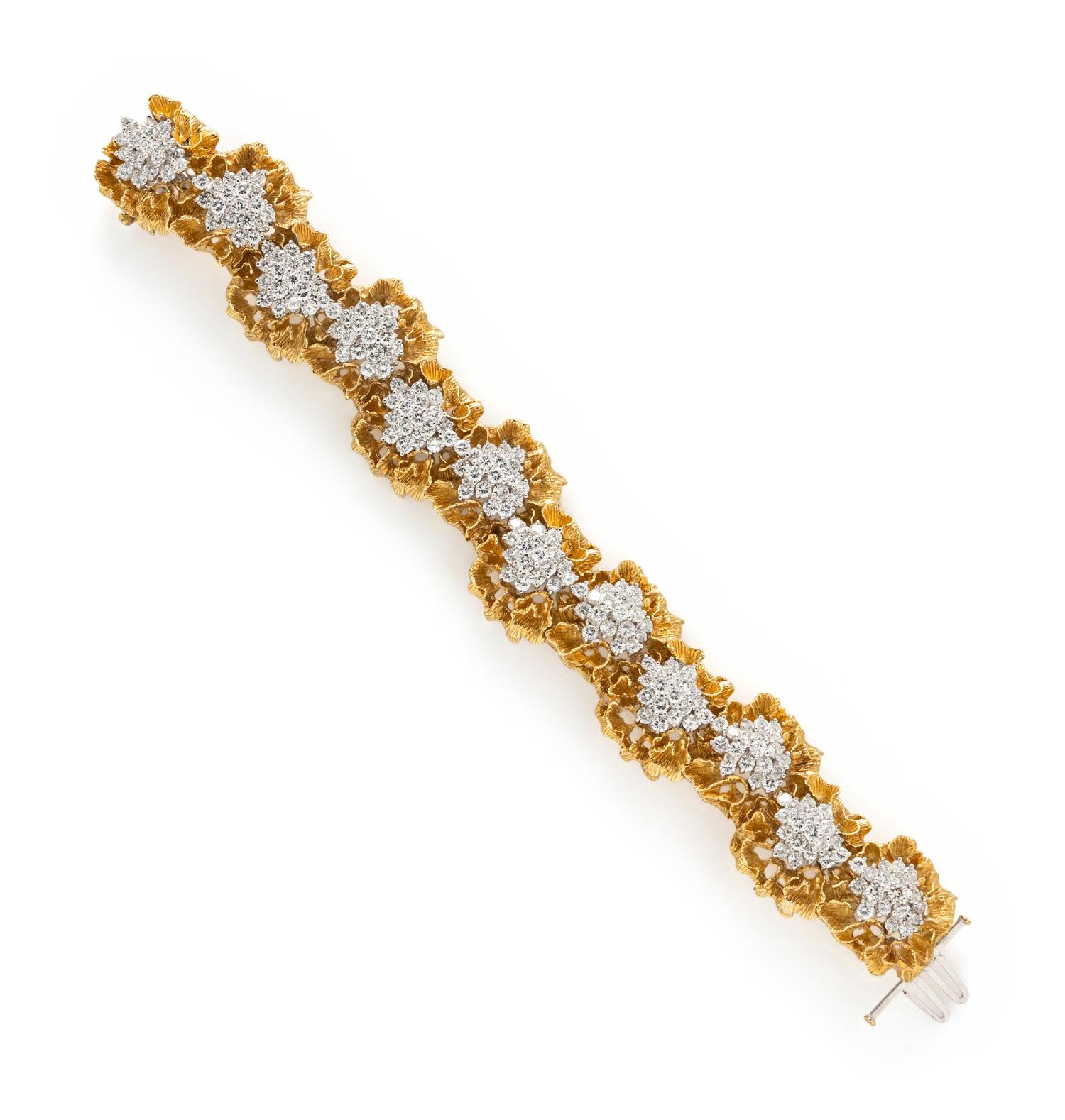 YELLOW GOLD AND DIAMOND FLOWER BRACELET