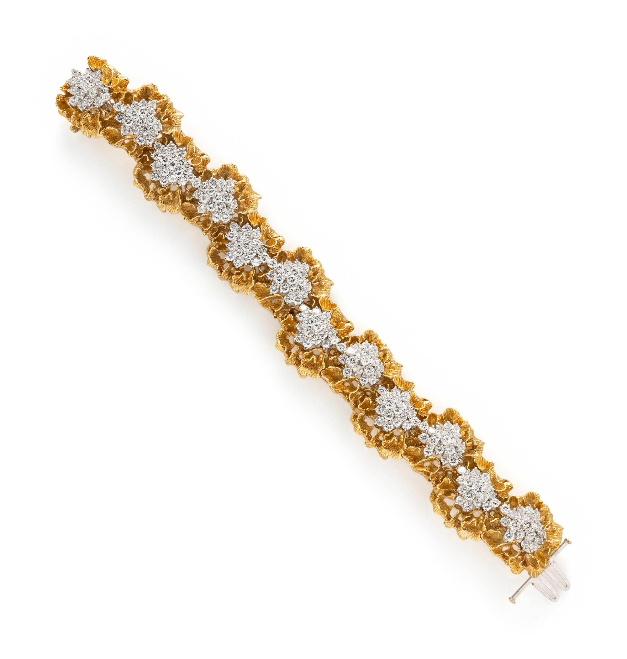 YELLOW GOLD AND DIAMOND FLOWER BRACELET