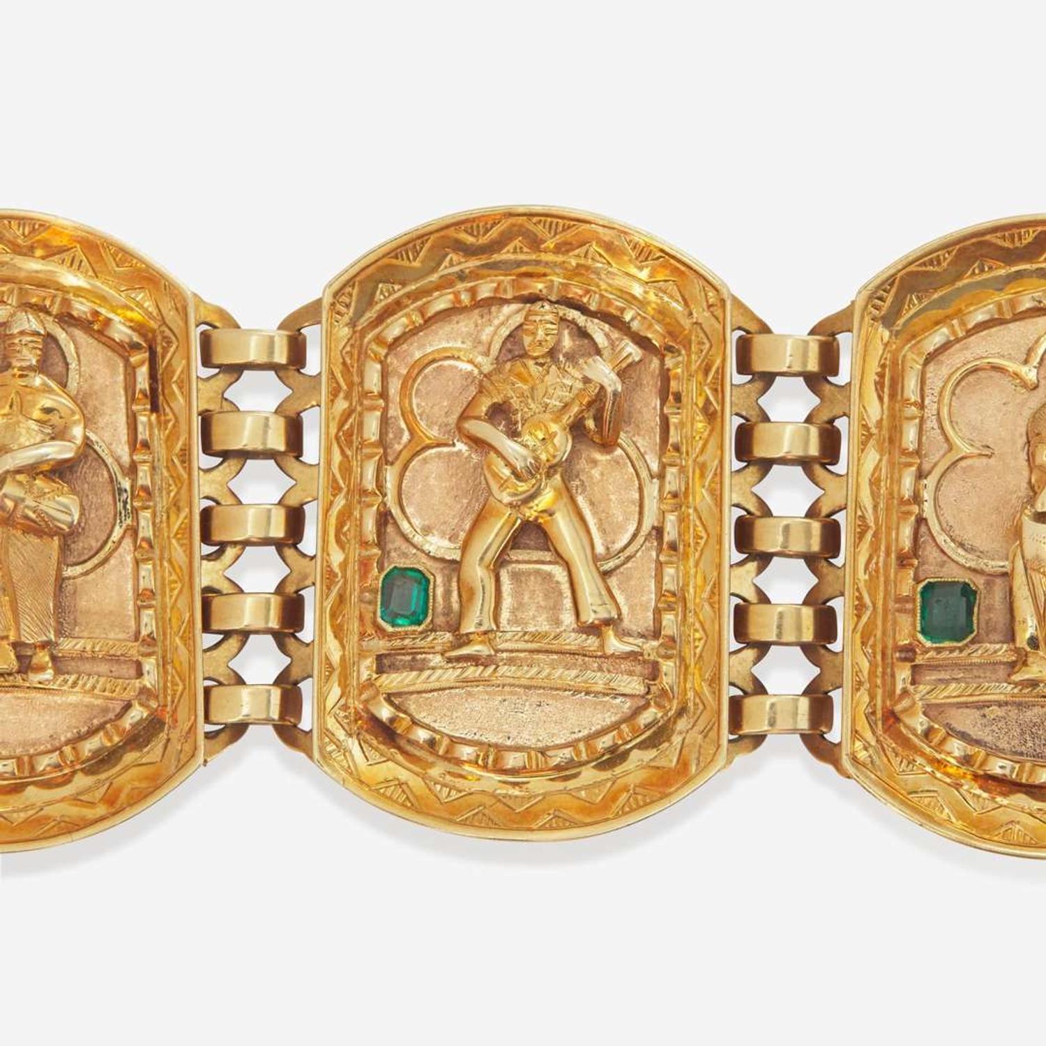 An 18K Yellow Gold and Emerald Bracelet