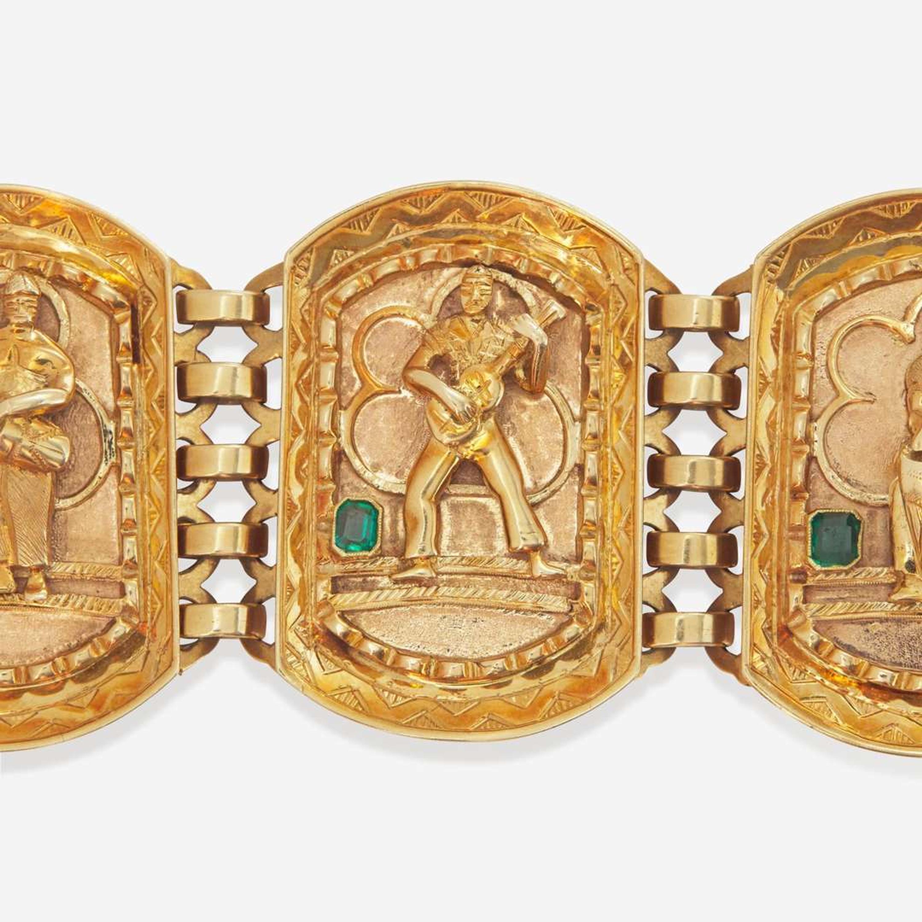 An 18K Yellow Gold and Emerald Bracelet