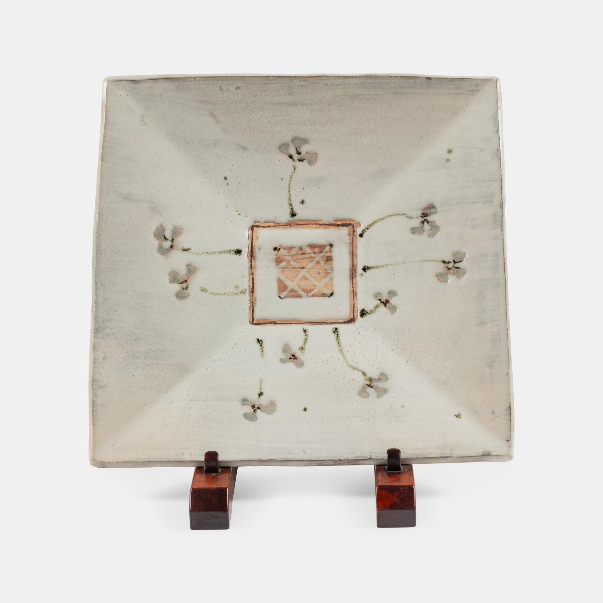 Large Square Charger