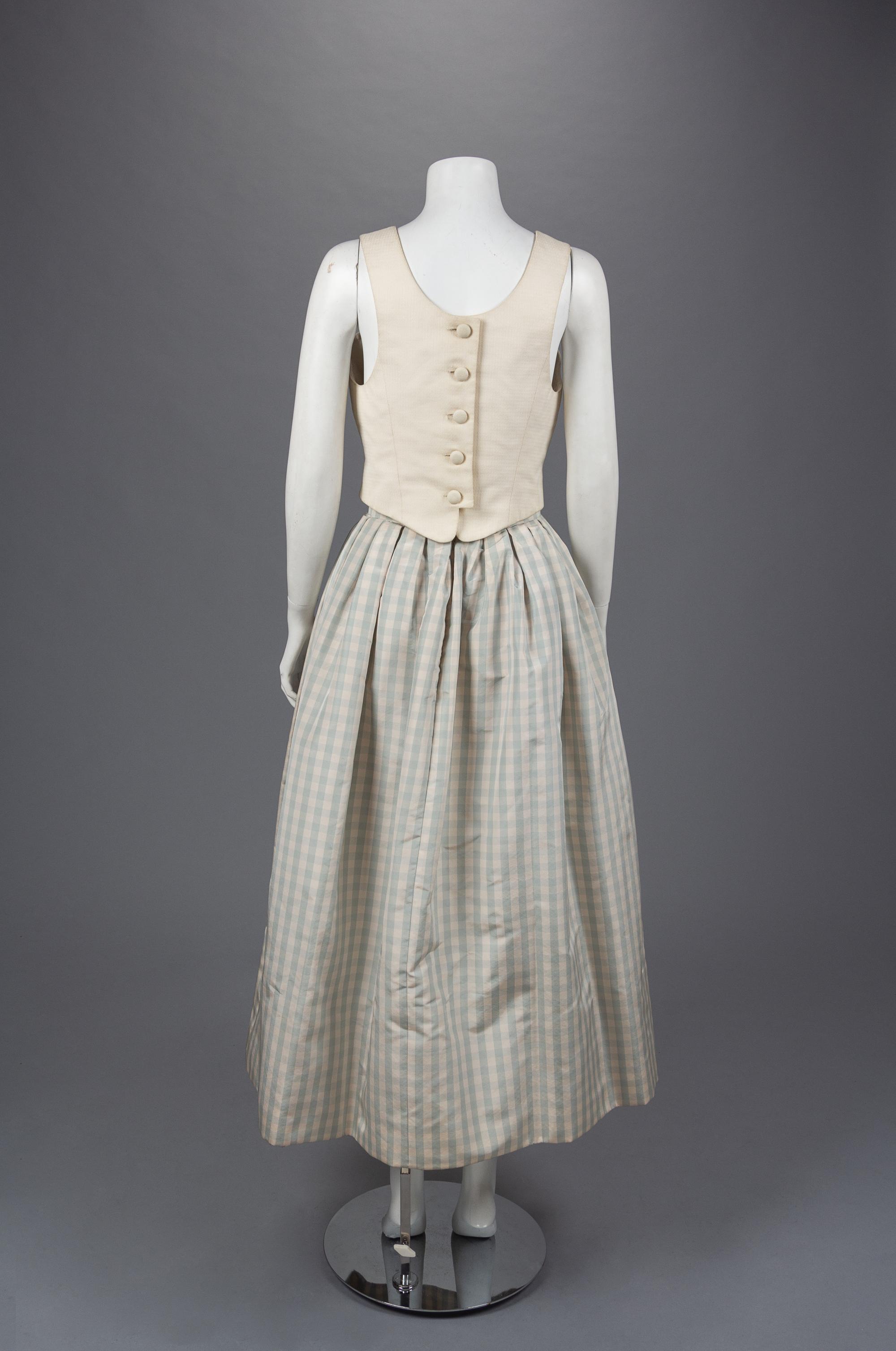 Geoffrey Beene Ensemble, Spring 1988