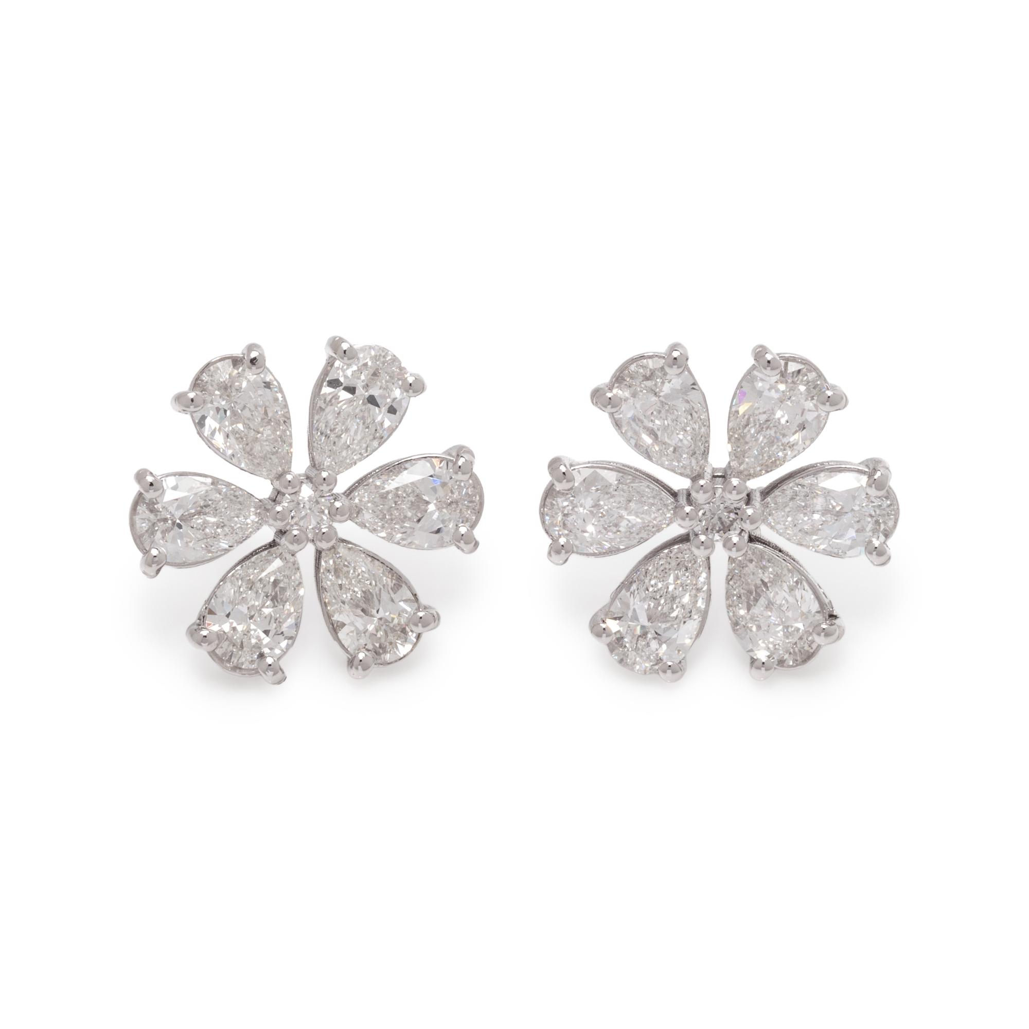 DIAMOND FLOWER EARRINGS